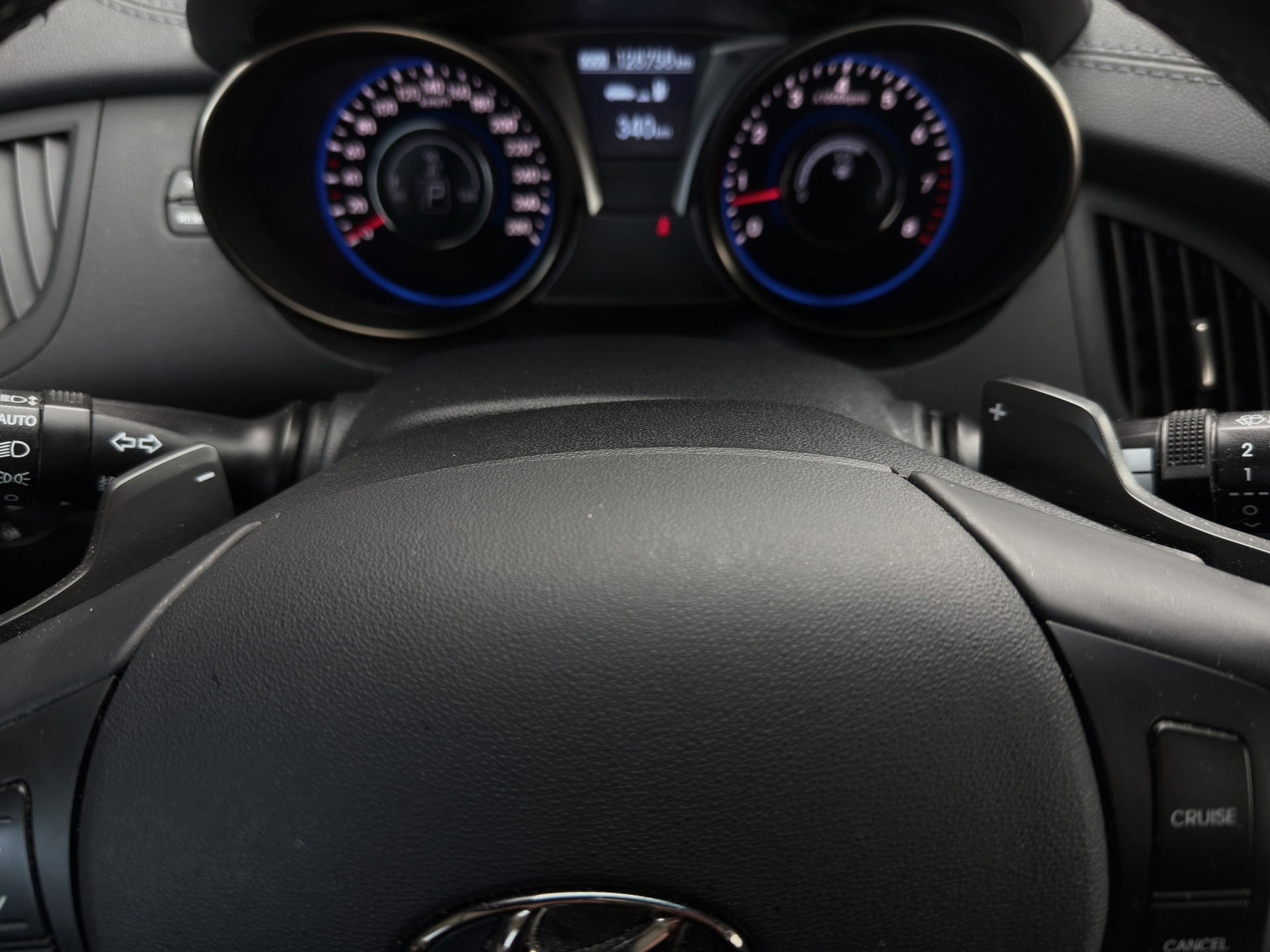 HYUNDAI Genesis 3.8 V6 Automatic-image-14