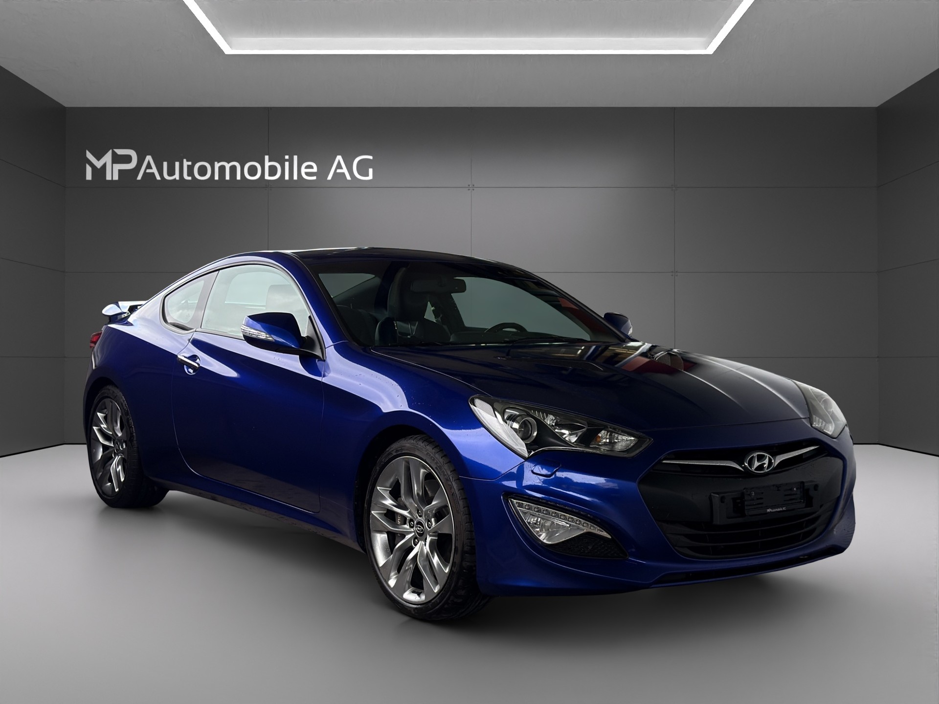 HYUNDAI Genesis 3.8 V6 Automatic-image-1