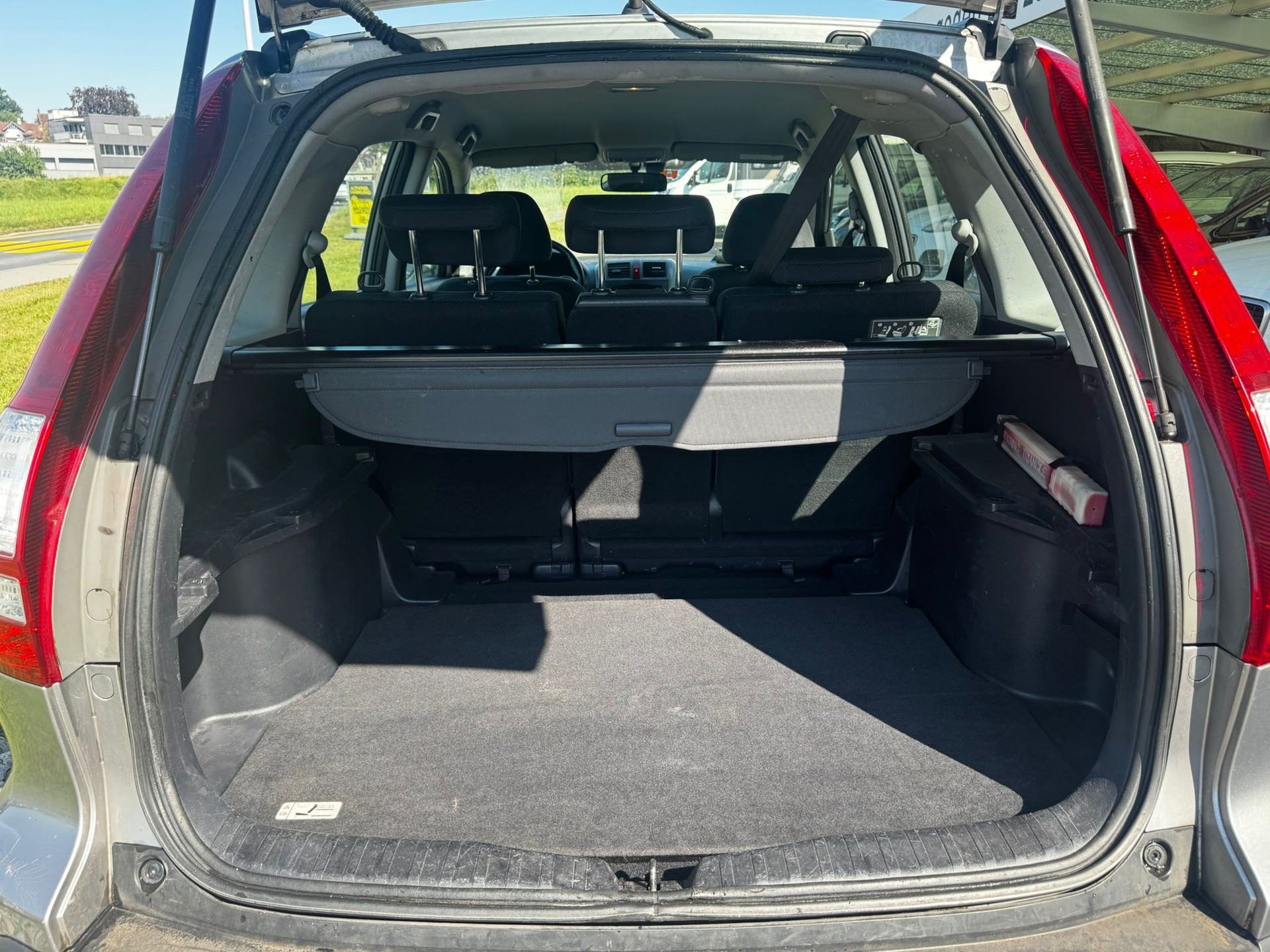 HONDA CR-V 2.0 4WD Elegance-image-11
