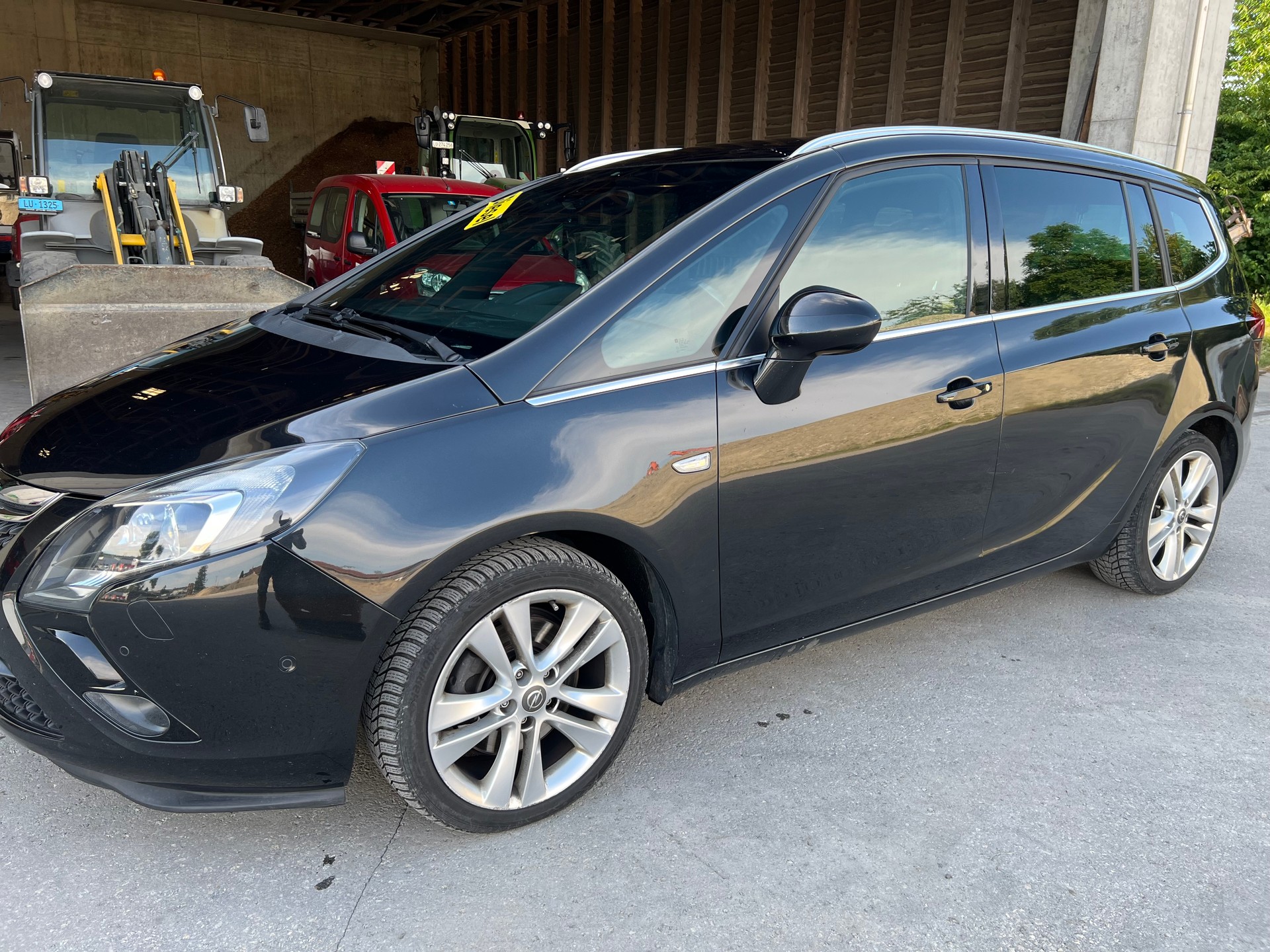 OPEL Zafira Tourer 2.0 CDTi BiTurbo Cosmo-image-1