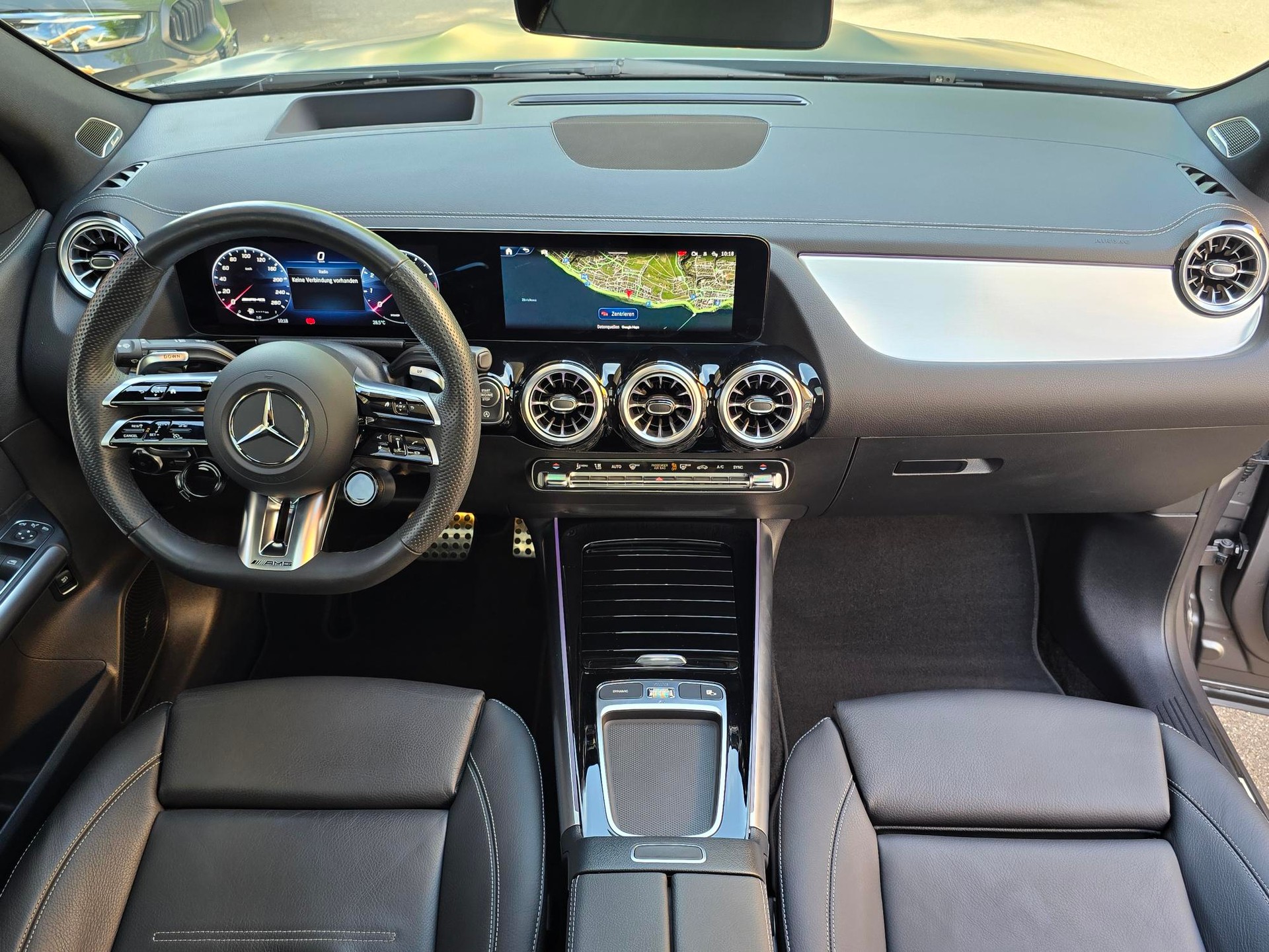 MERCEDES-BENZ GLA AMG 35 4Matic 8G-DCT-image-5