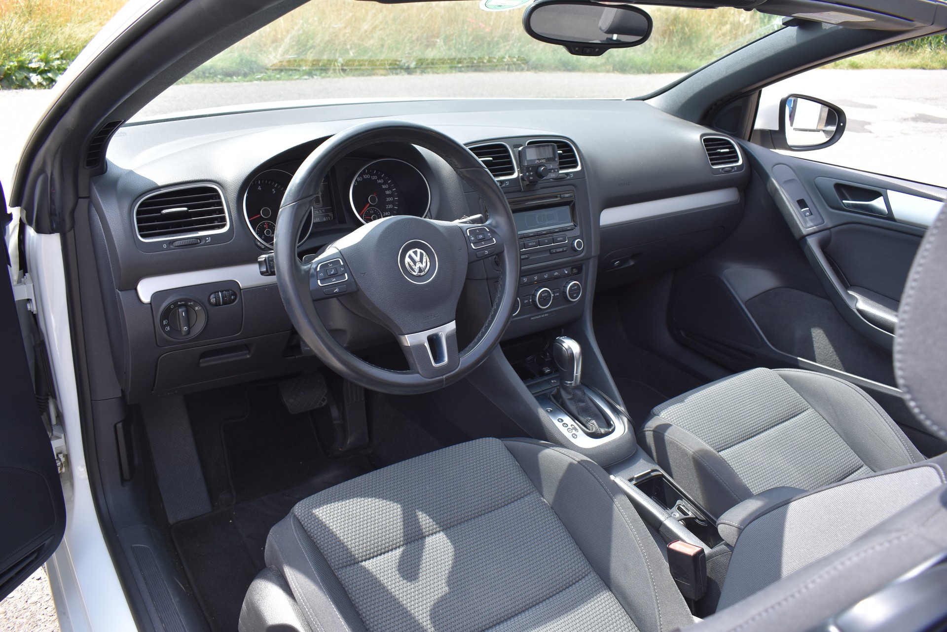 VW Golf Cabrio 1.4 TSI DSG-image-8