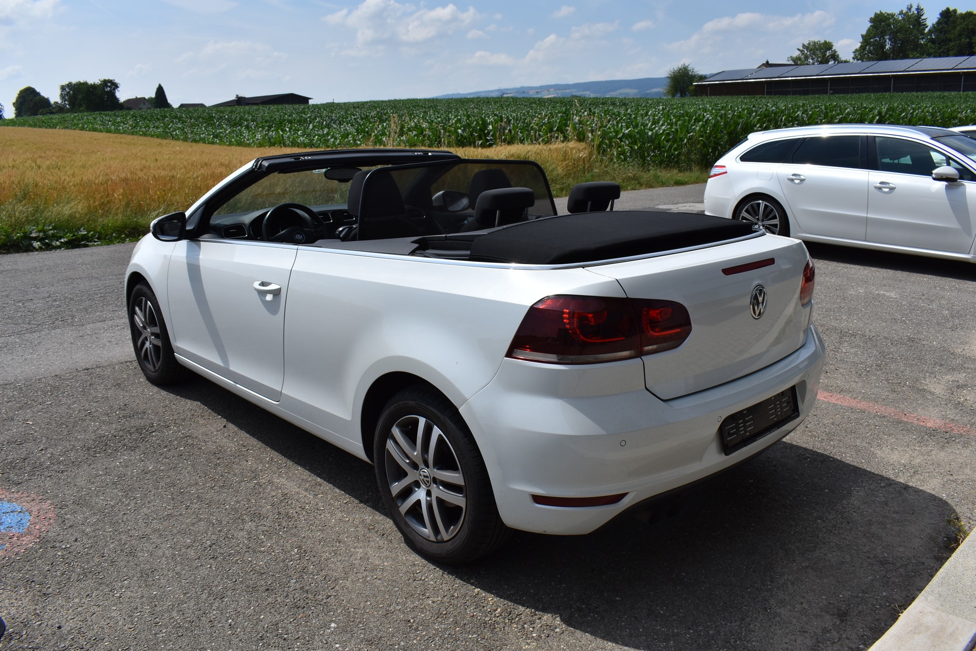 VW Golf Cabrio 1.4 TSI DSG-image-5