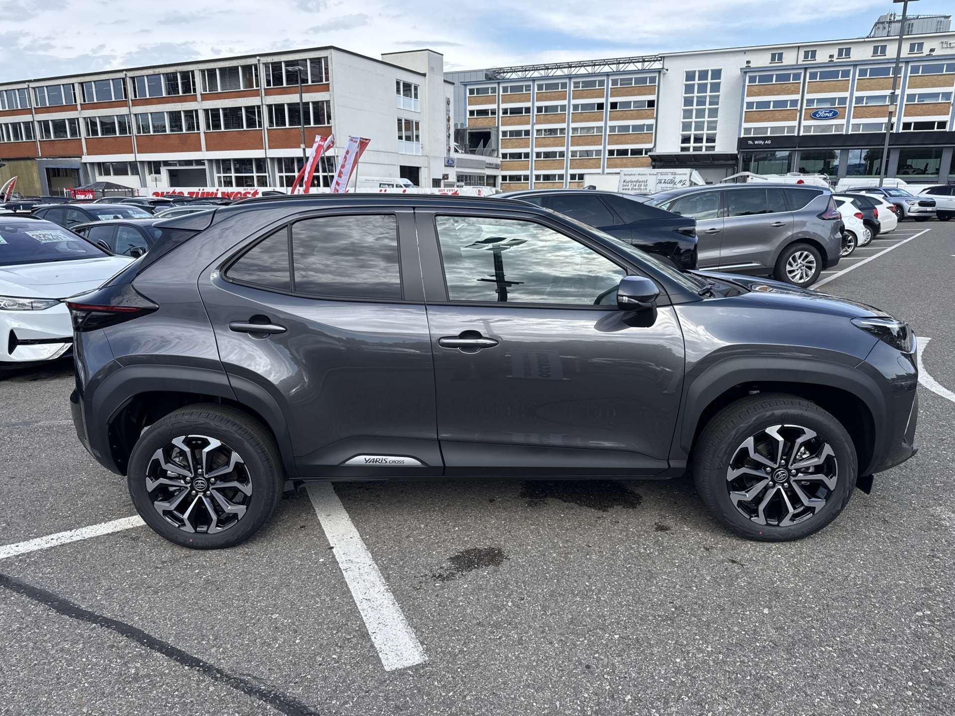 TOYOTA Yaris Cross 1.5 Trend AWDi e-CVT Automat-image-10