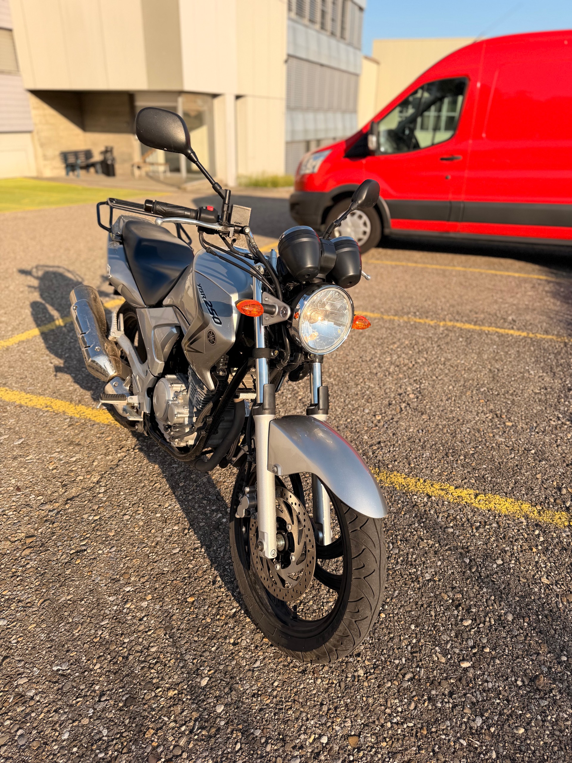 YAMAHA YBR 250-image-3