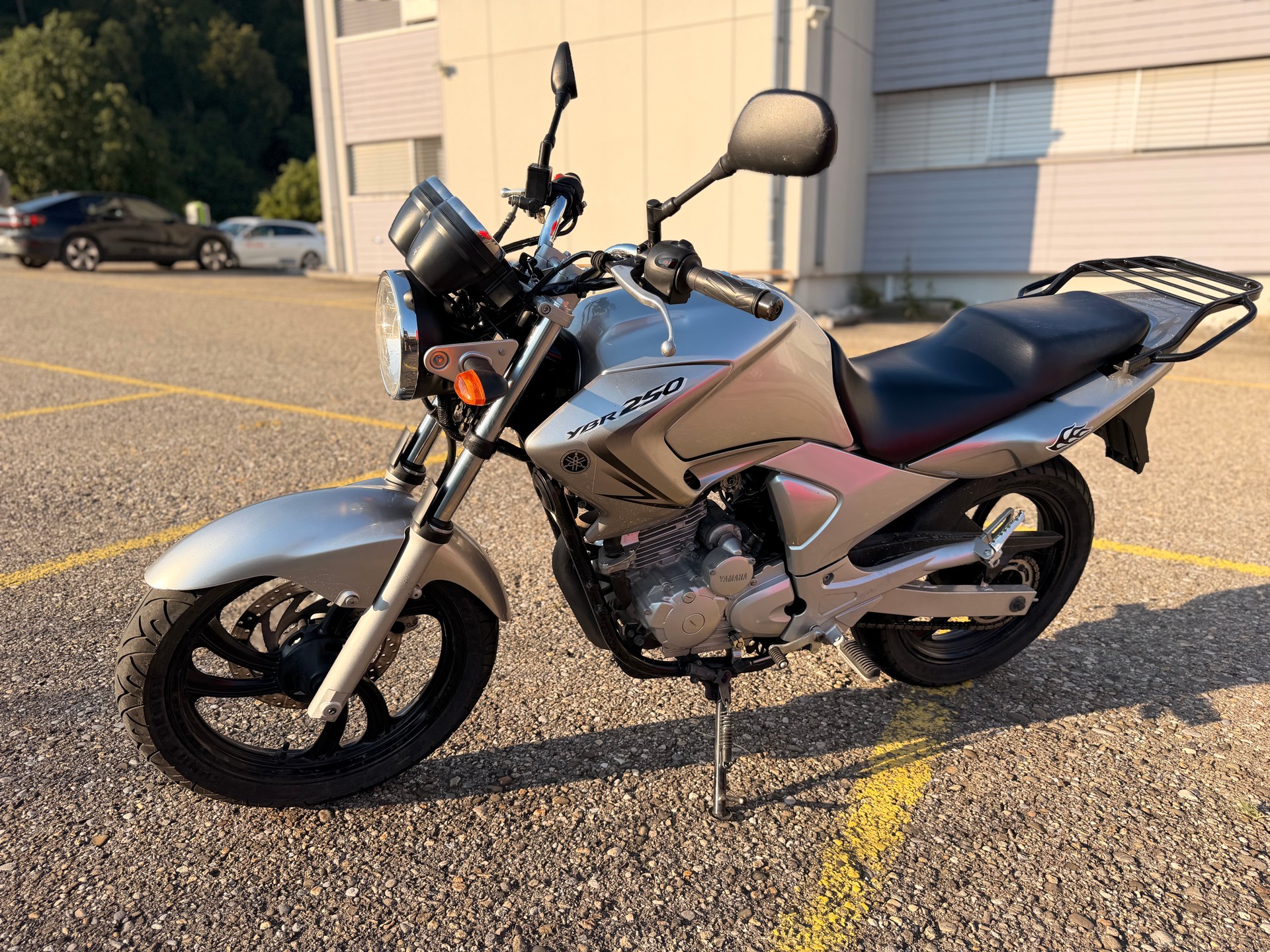 YAMAHA YBR 250-image-1