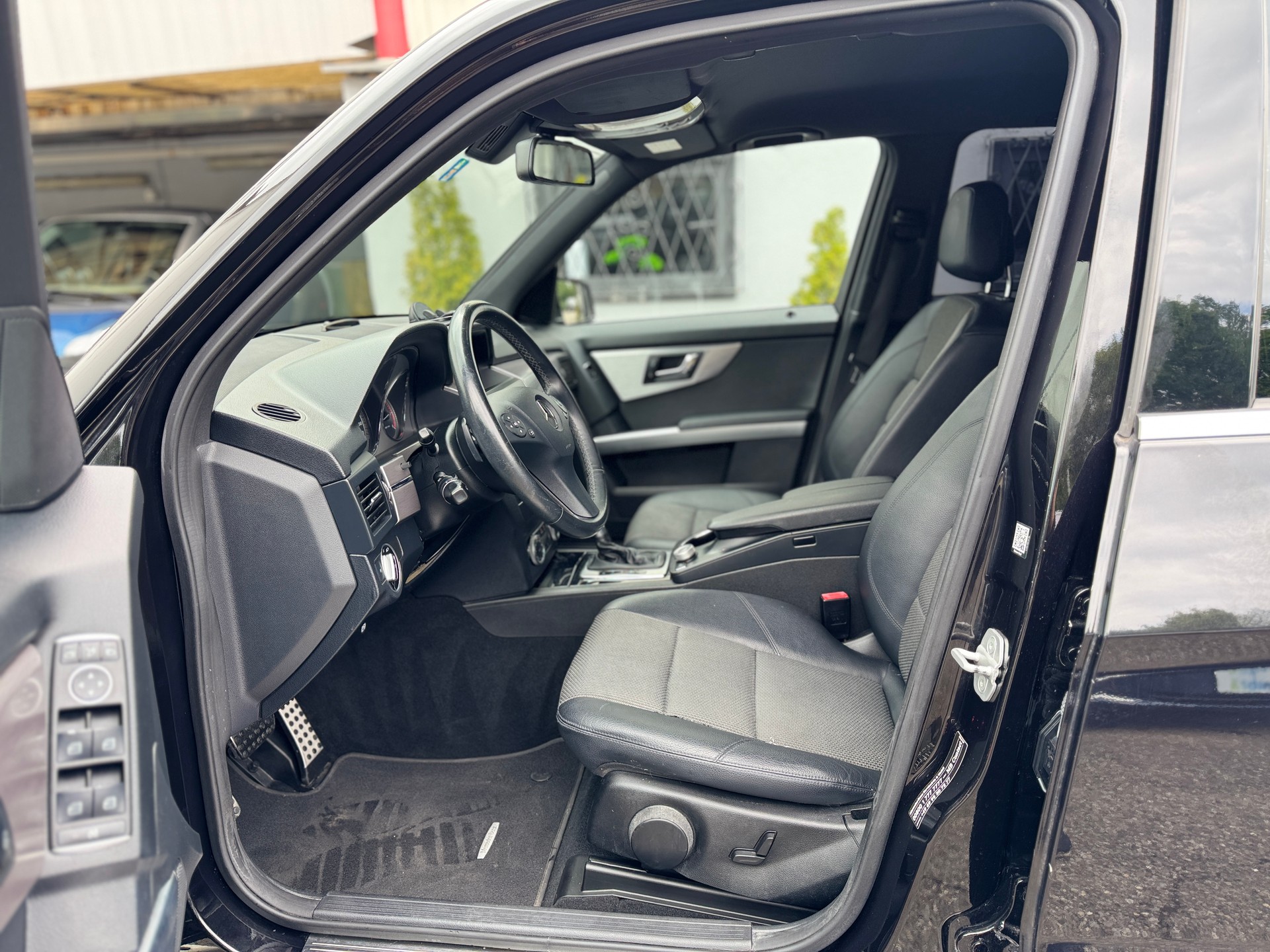 MERCEDES-BENZ GLK 250 CDI BlueEfficiency 4Matic 7G-Tronic-image-6