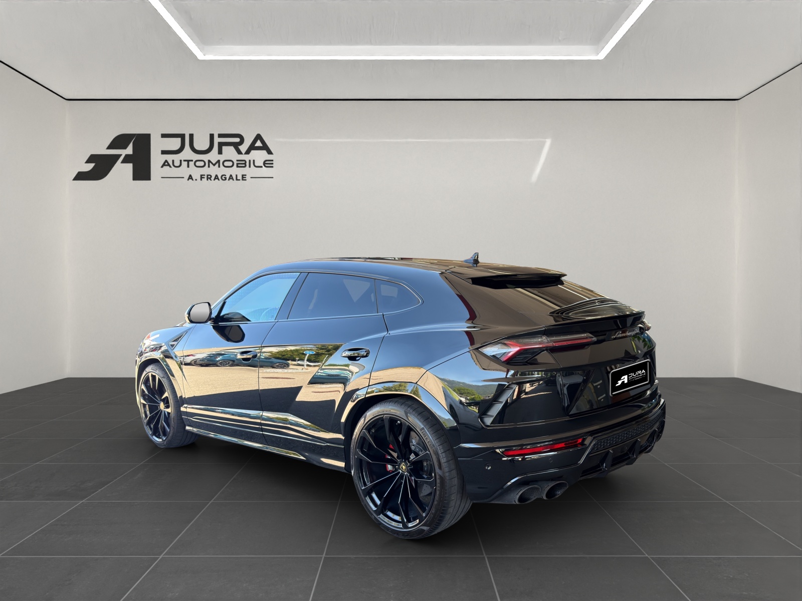 LAMBORGHINI Urus E-Gear 4.0-image-4