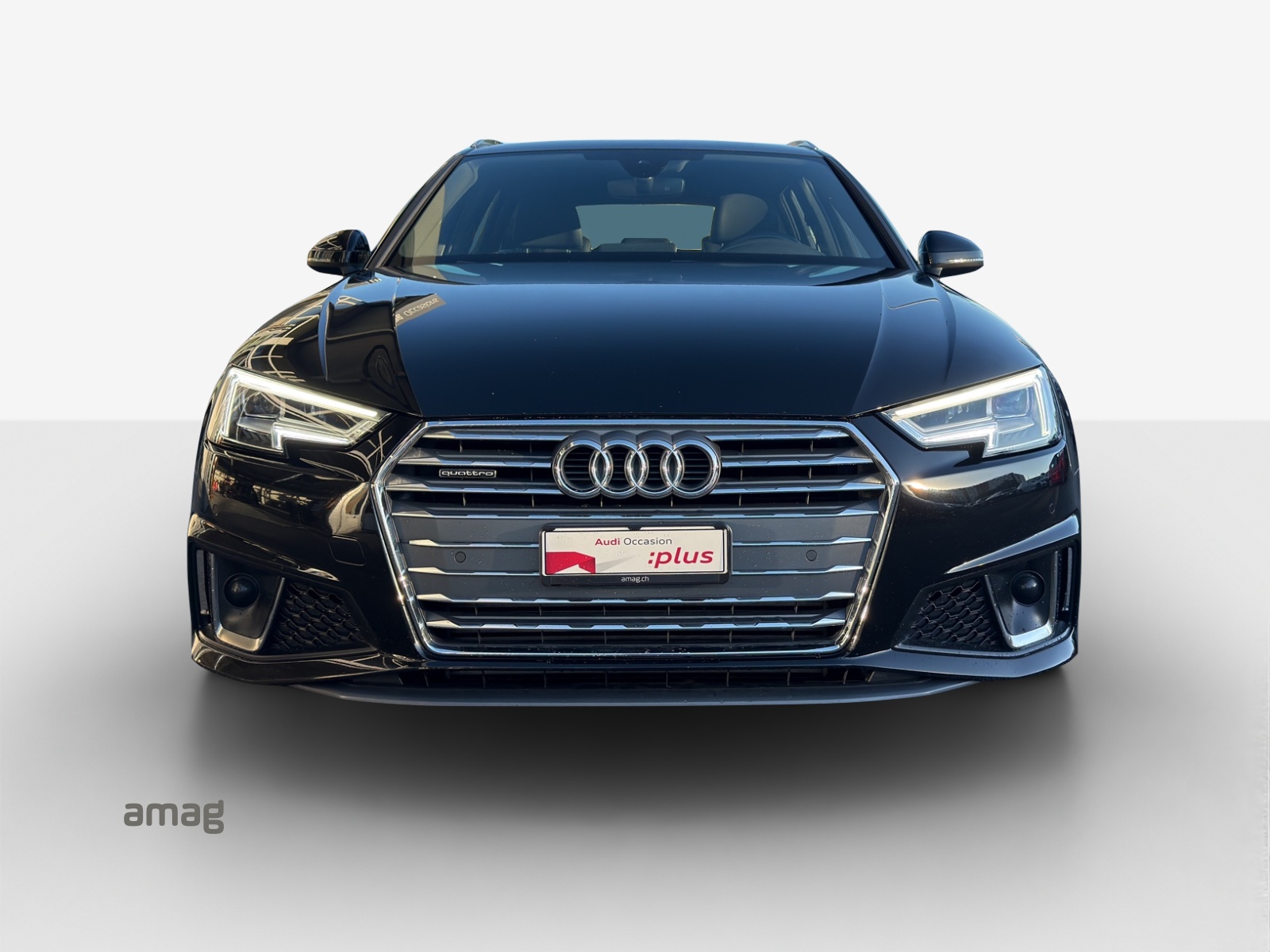 AUDI A4 Avant 45 TFSI Sport S-tronic quattro-image-6