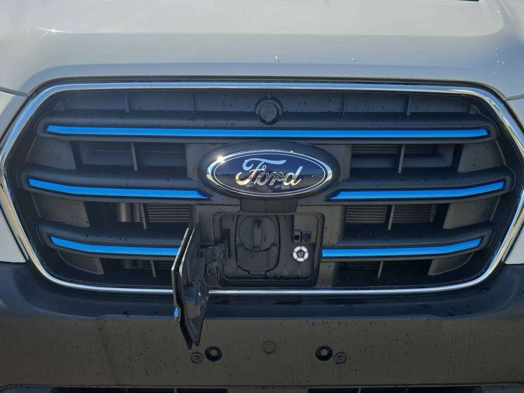 FORD E-Transit Van 350 L2H2 67kWh Trend-image-12