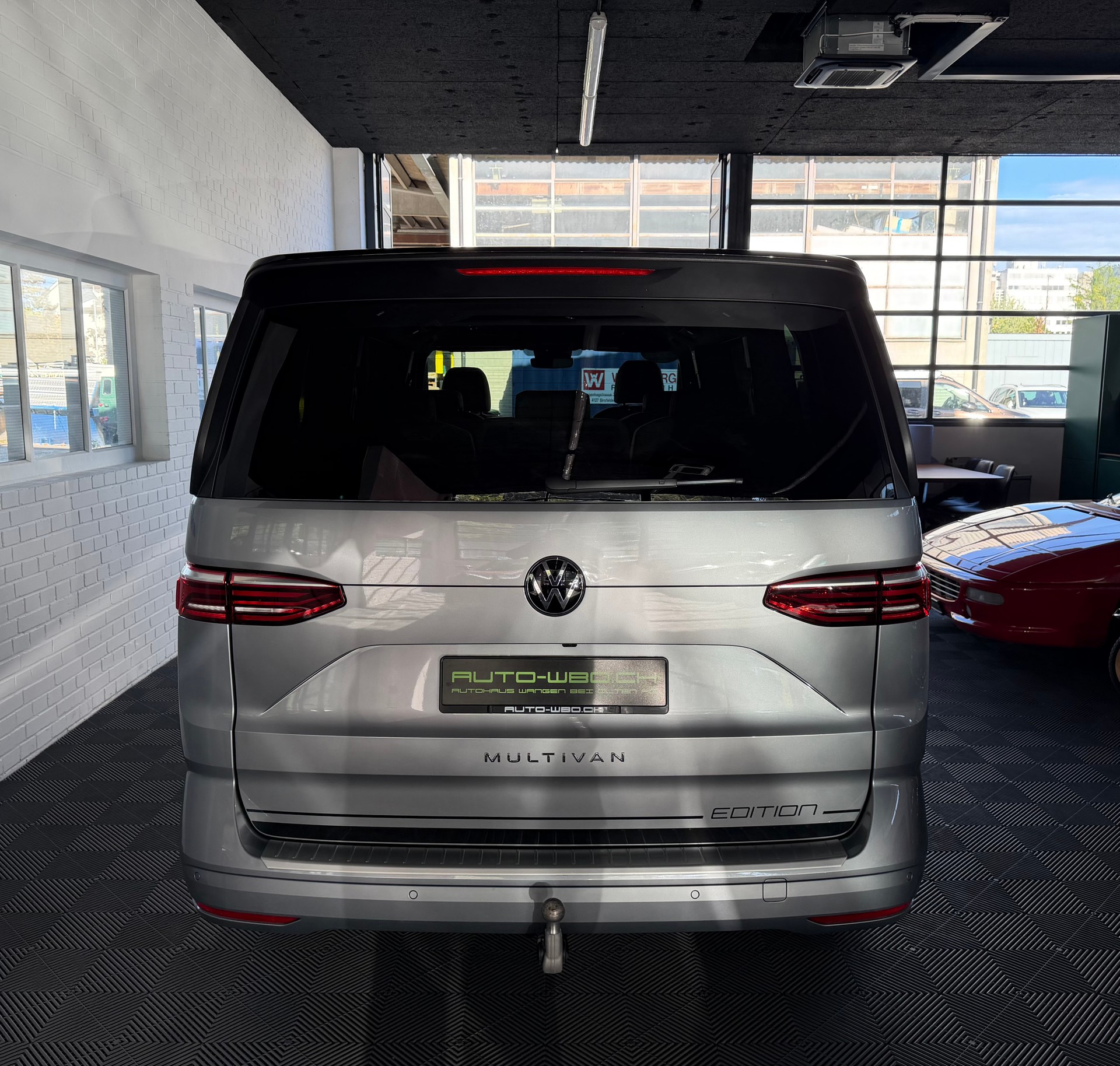 VW Multivan 2.0 TDI '' EDITION + LANG '' Life DSG Lang-image-3