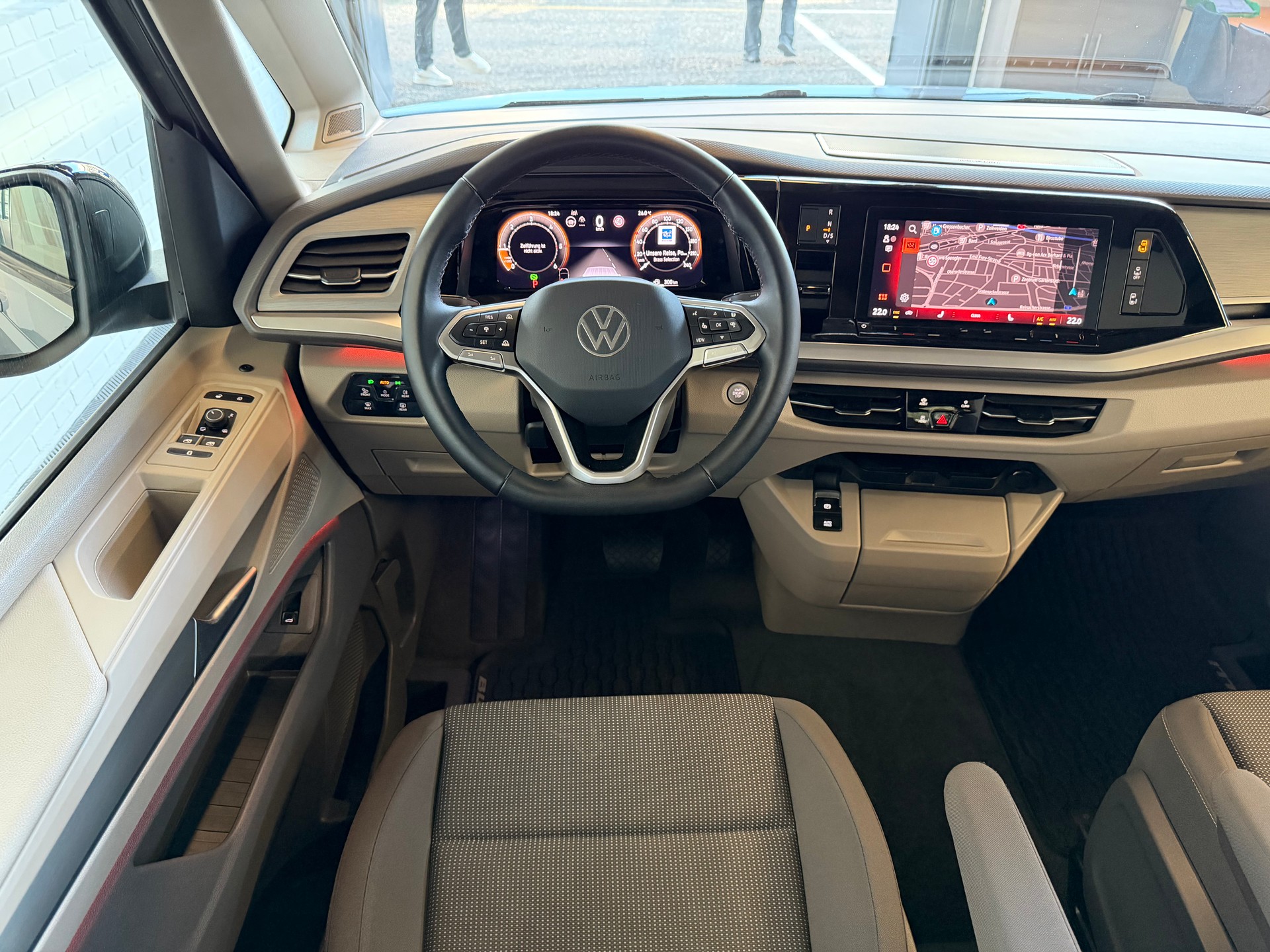 VW Multivan 2.0 TDI '' EDITION + LANG '' Life DSG Lang-image-17