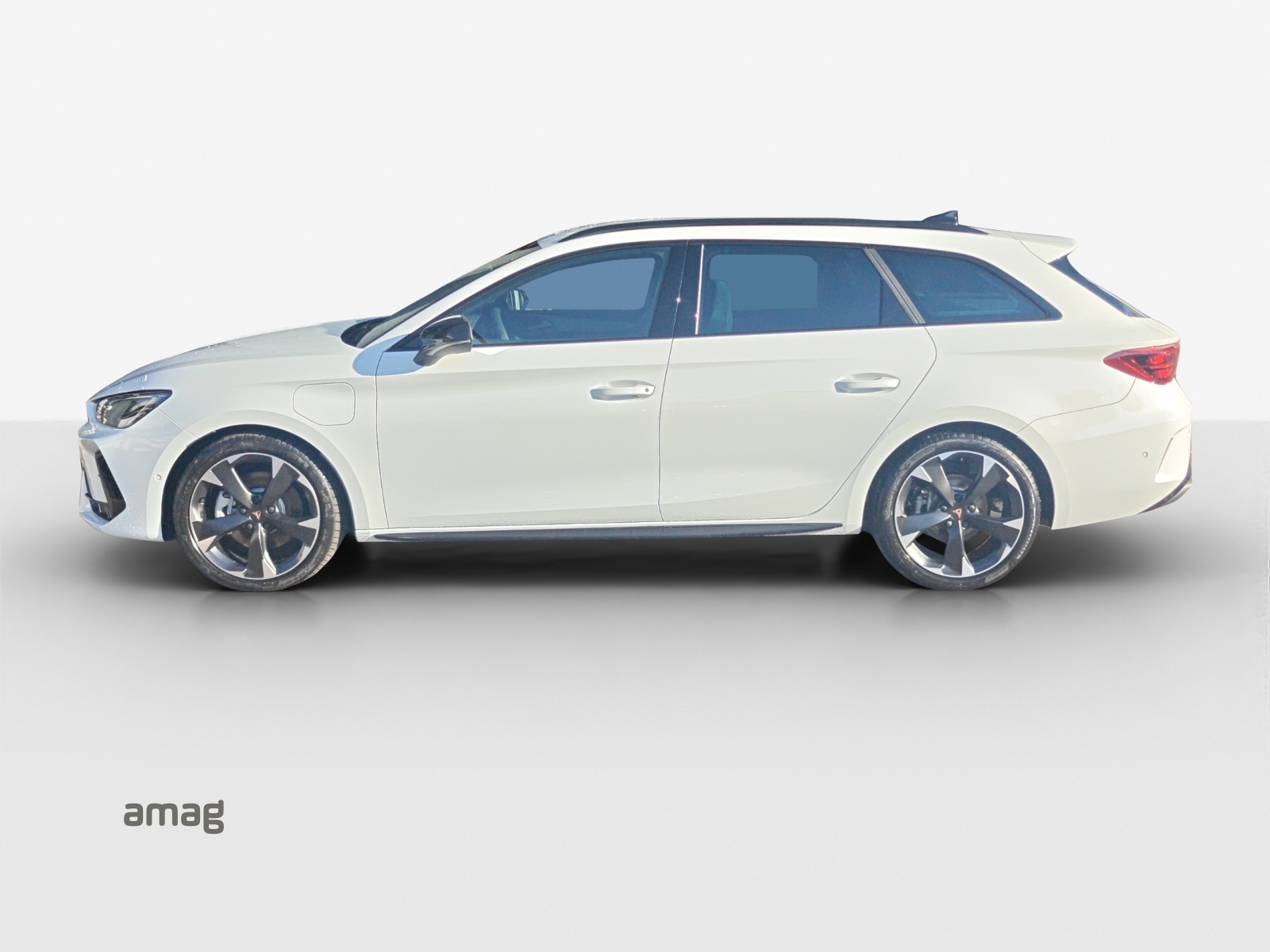 CUPRA LEON ST 1.5 e-HYBRID pHEV DSG-image-1