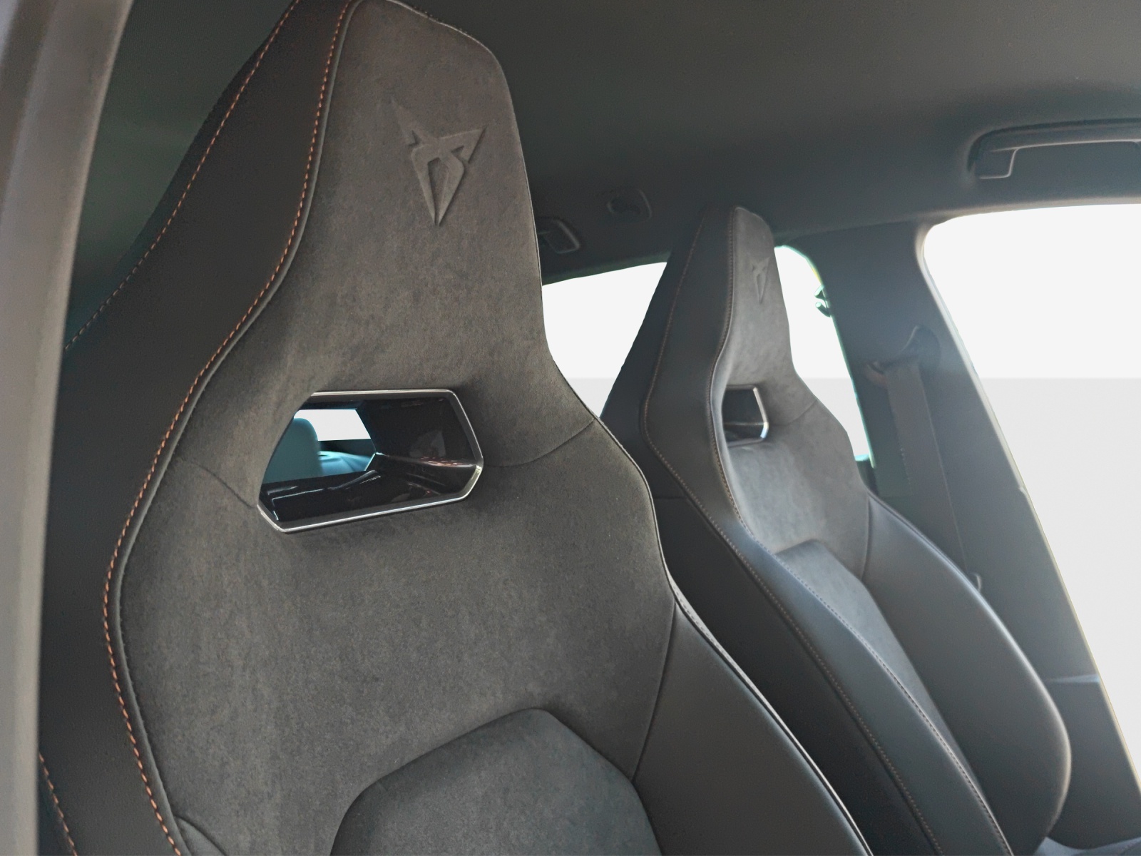 CUPRA LEON ST 1.5 e-HYBRID pHEV DSG-image-14
