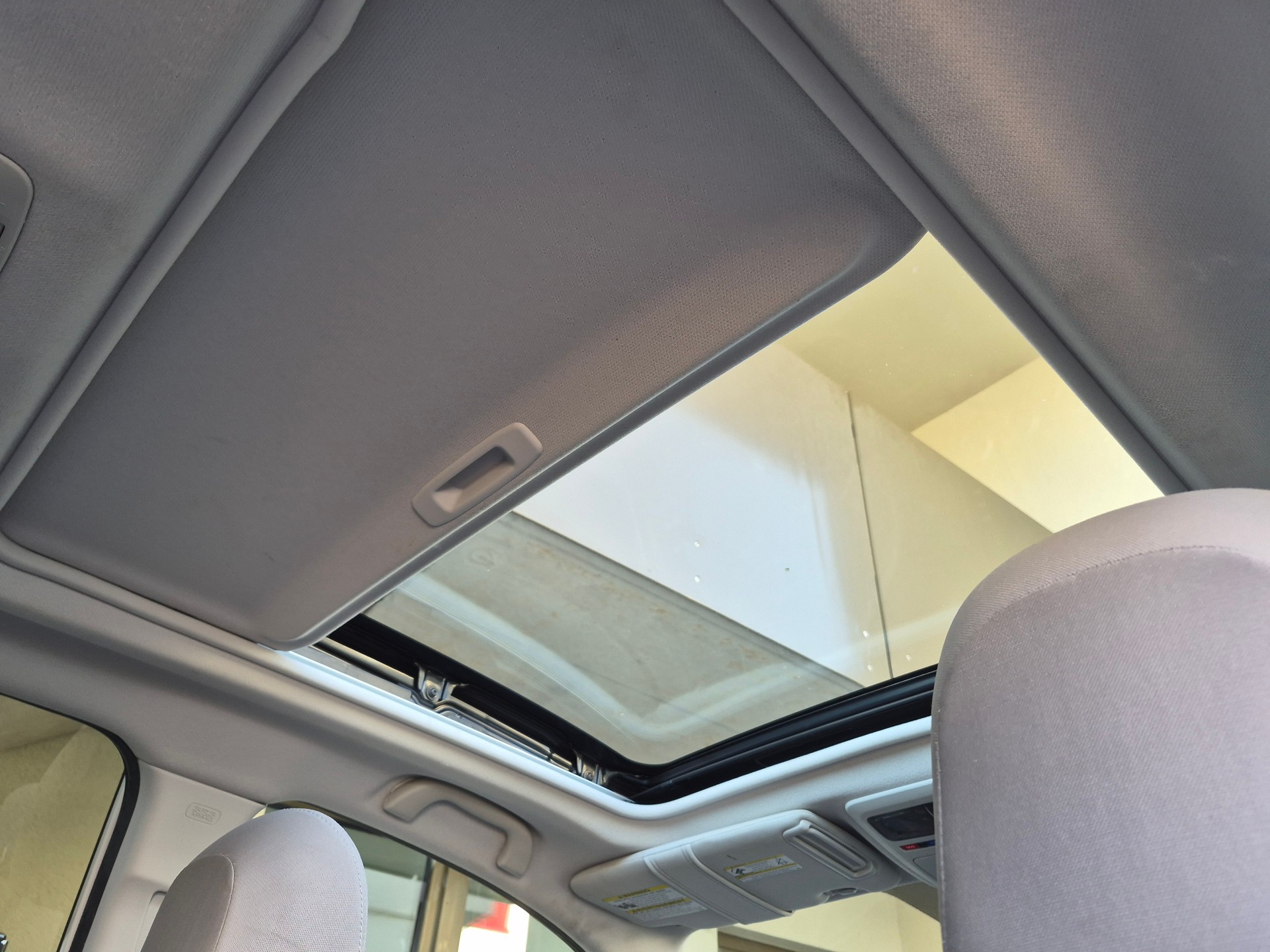 SUBARU FORESTER 2.5 USA-image-13
