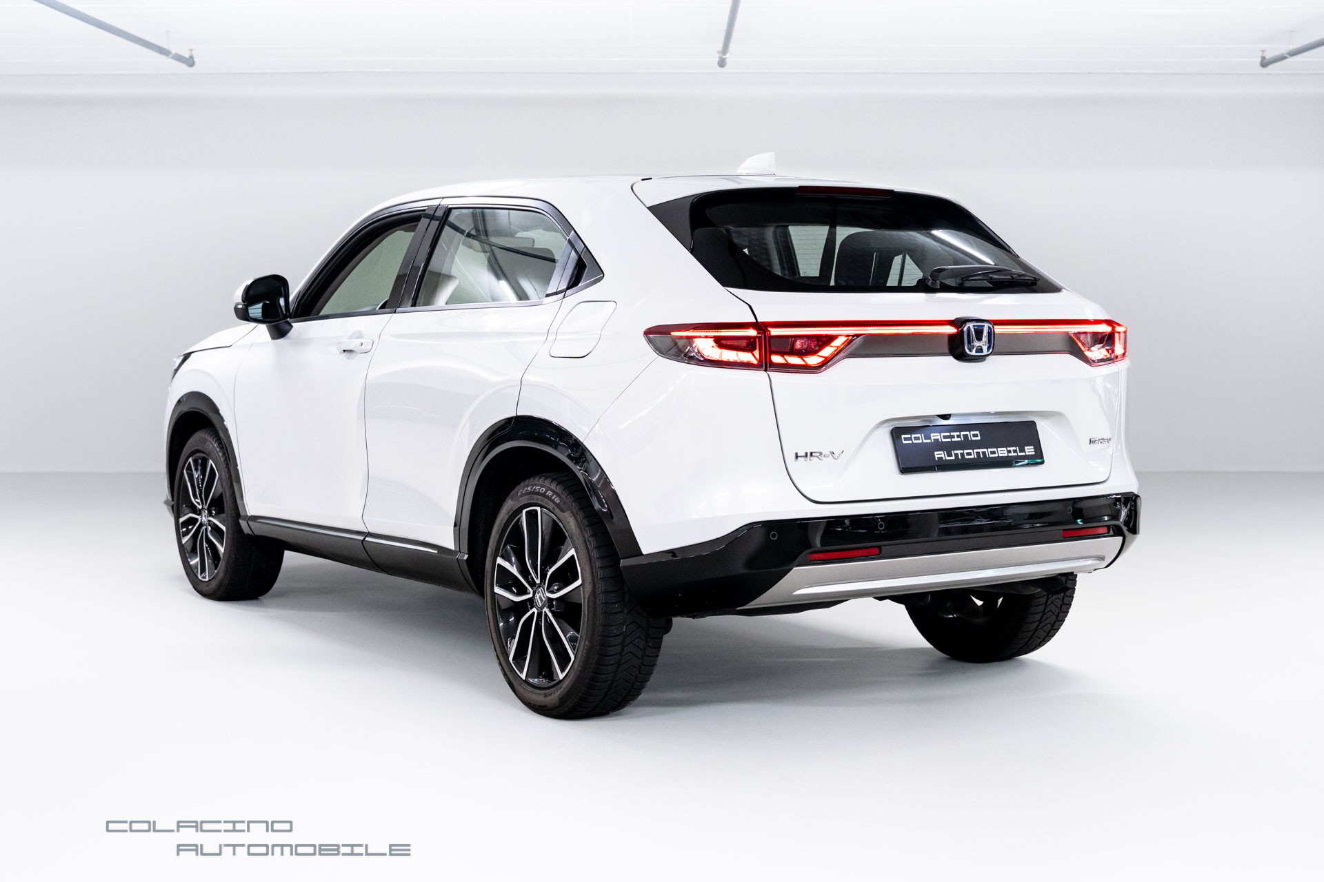 HONDA HR-V 1.5i-MMD Advance CVT-image-1