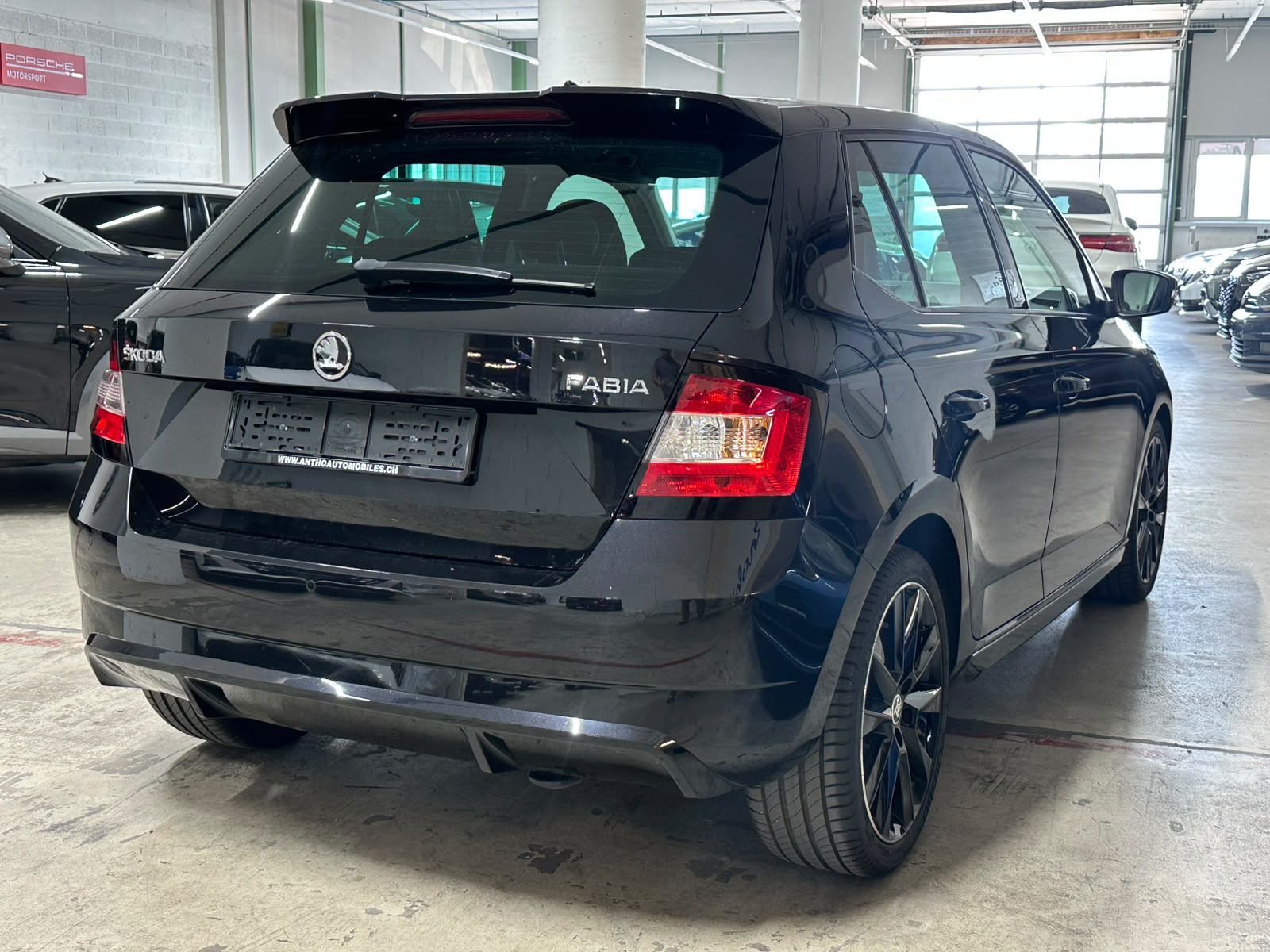 SKODA Fabia 1.2 TSI Monte Carlo-image-3