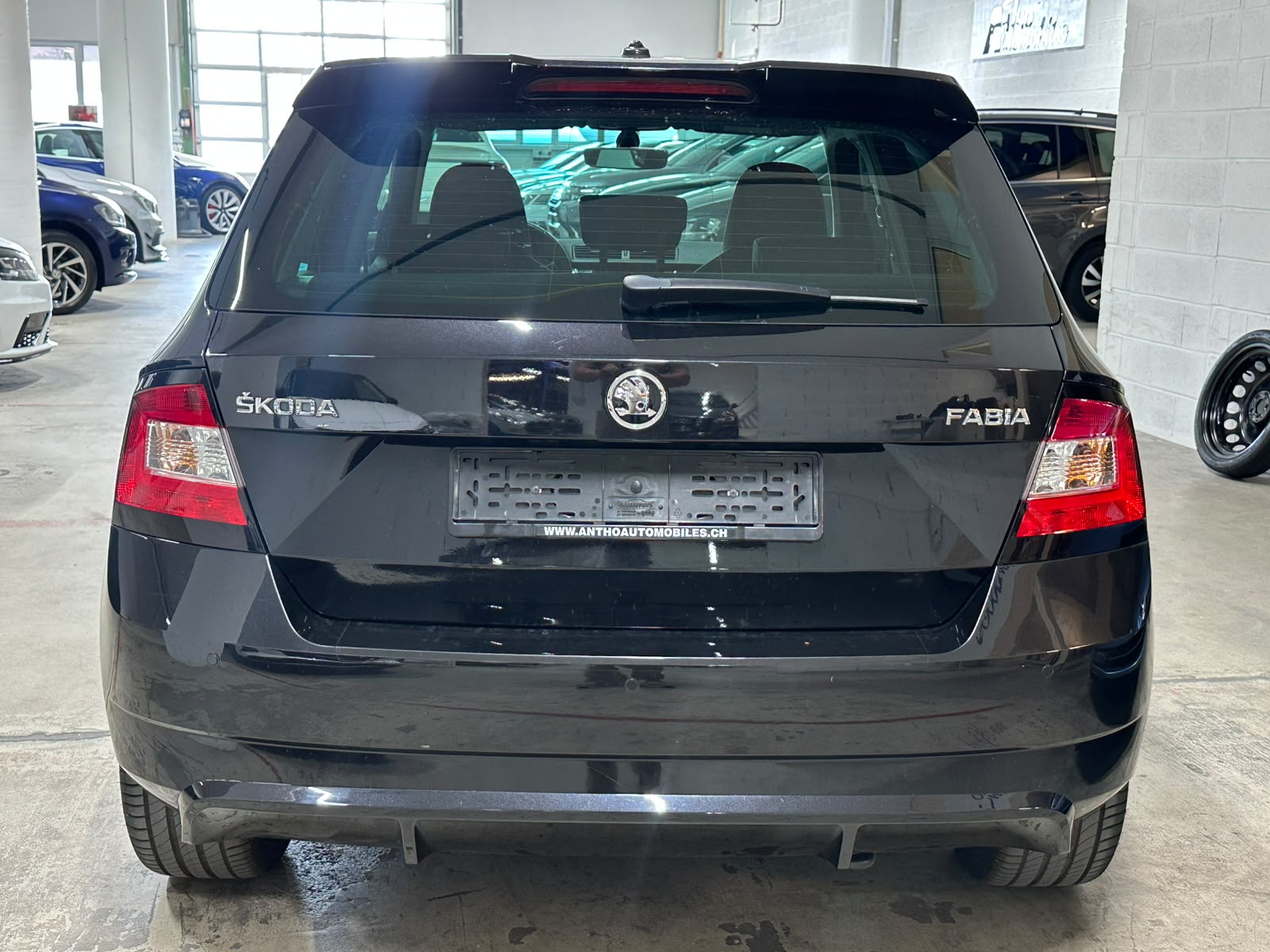 SKODA Fabia 1.2 TSI Monte Carlo-image-4