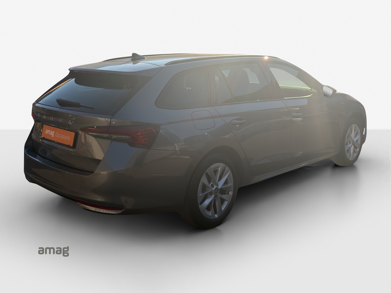 SKODA Octavia Combi 1.5 TSI mHEV DSG Selection-image-4