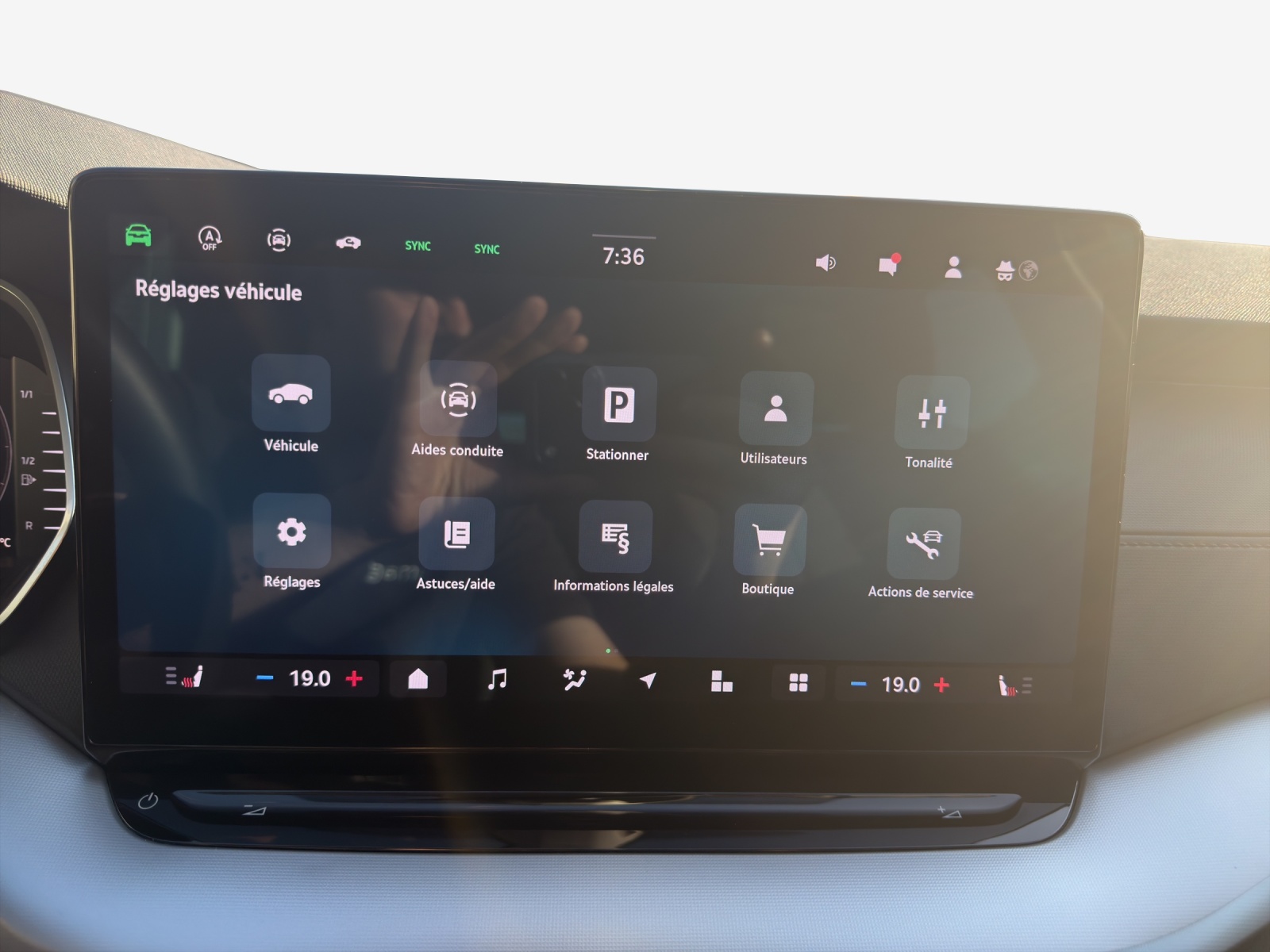 SKODA Octavia Combi 1.5 TSI mHEV DSG Selection-image-11