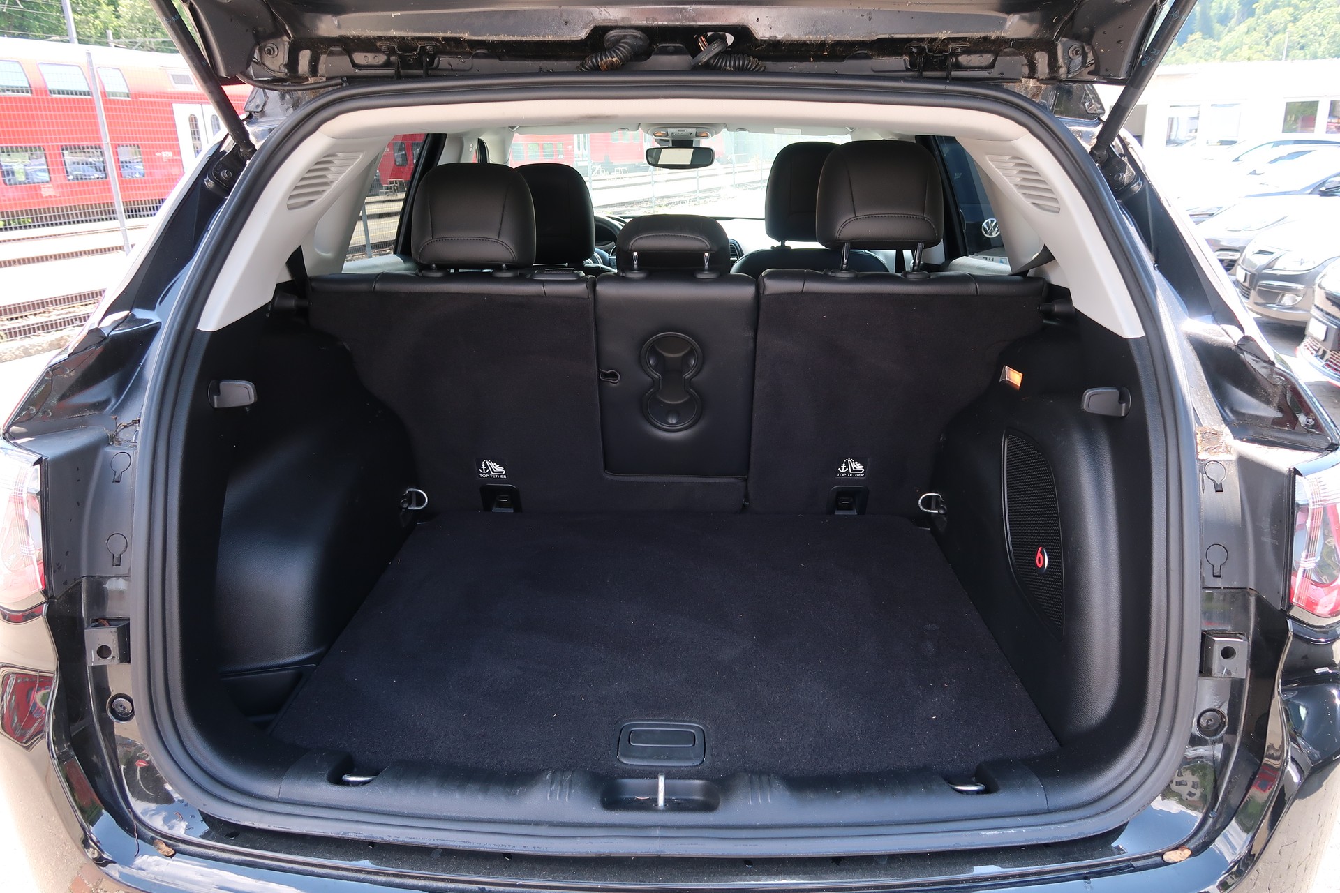 JEEP Compass 2.0CRD Limited AWD 9ATX-image-8