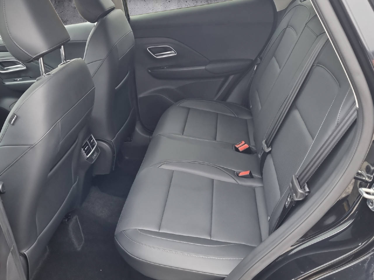 MG ZS 1.5 Hybrid+ Luxury-image-7