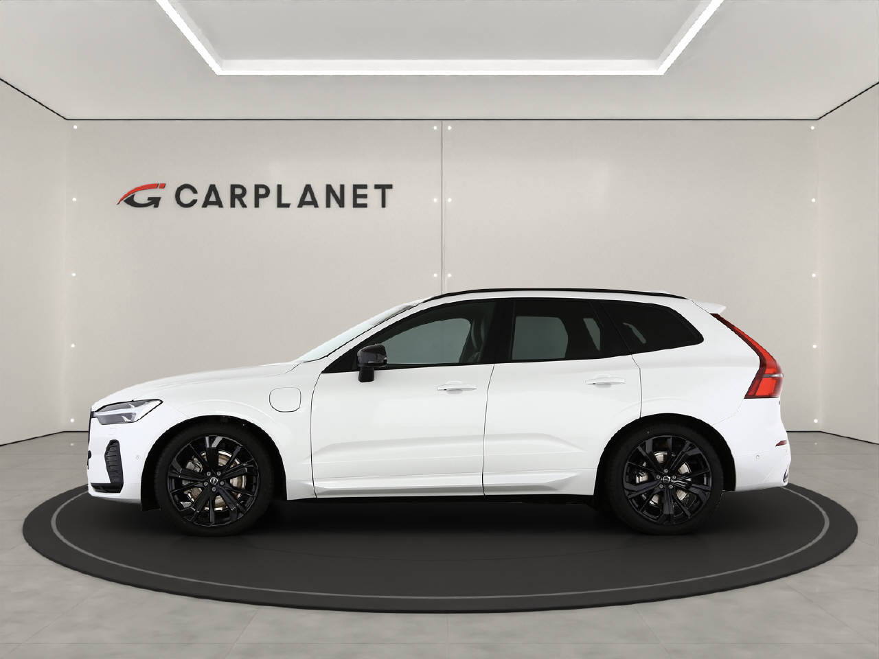 VOLVO XC60 2.0 T8 TE Black Edition eAWD-image-2