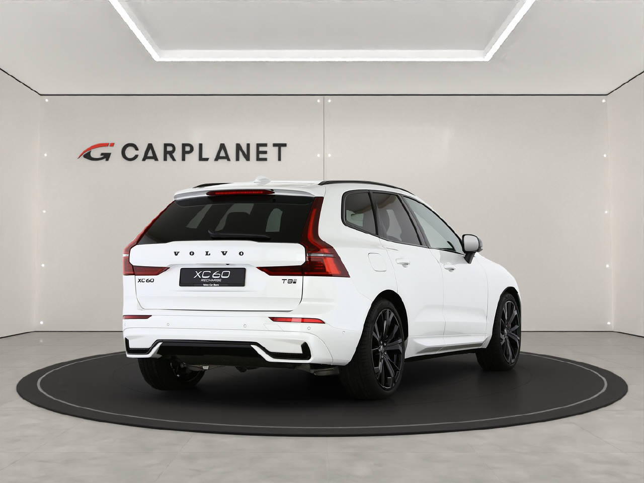 VOLVO XC60 2.0 T8 TE Black Edition eAWD-image-1