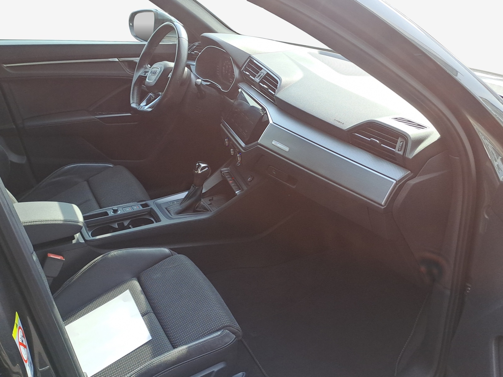AUDI Q3 35 TFSI advanced S-tronic-image-13