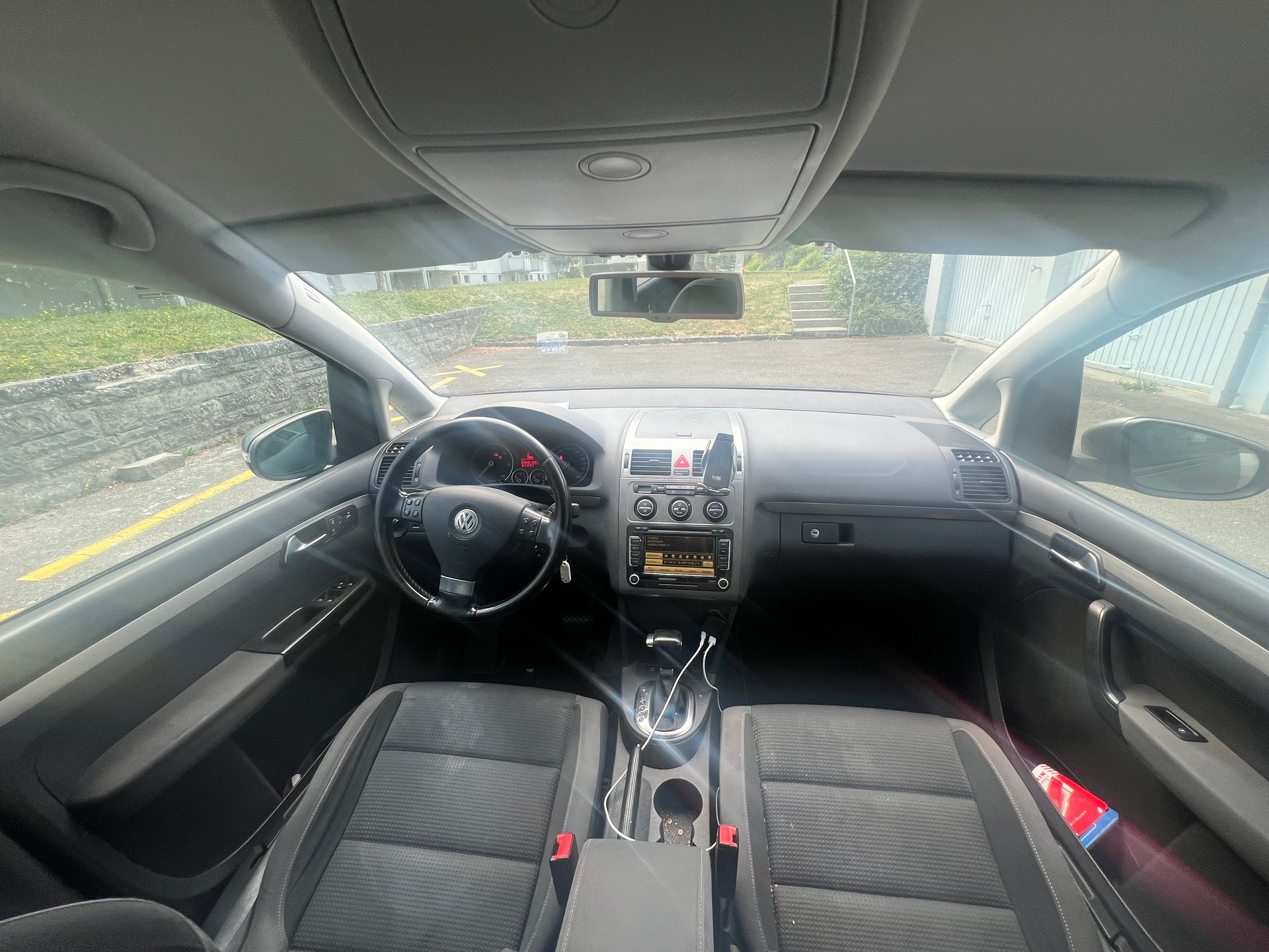 VW Touran 2.0 TDI Team DSG-image-5