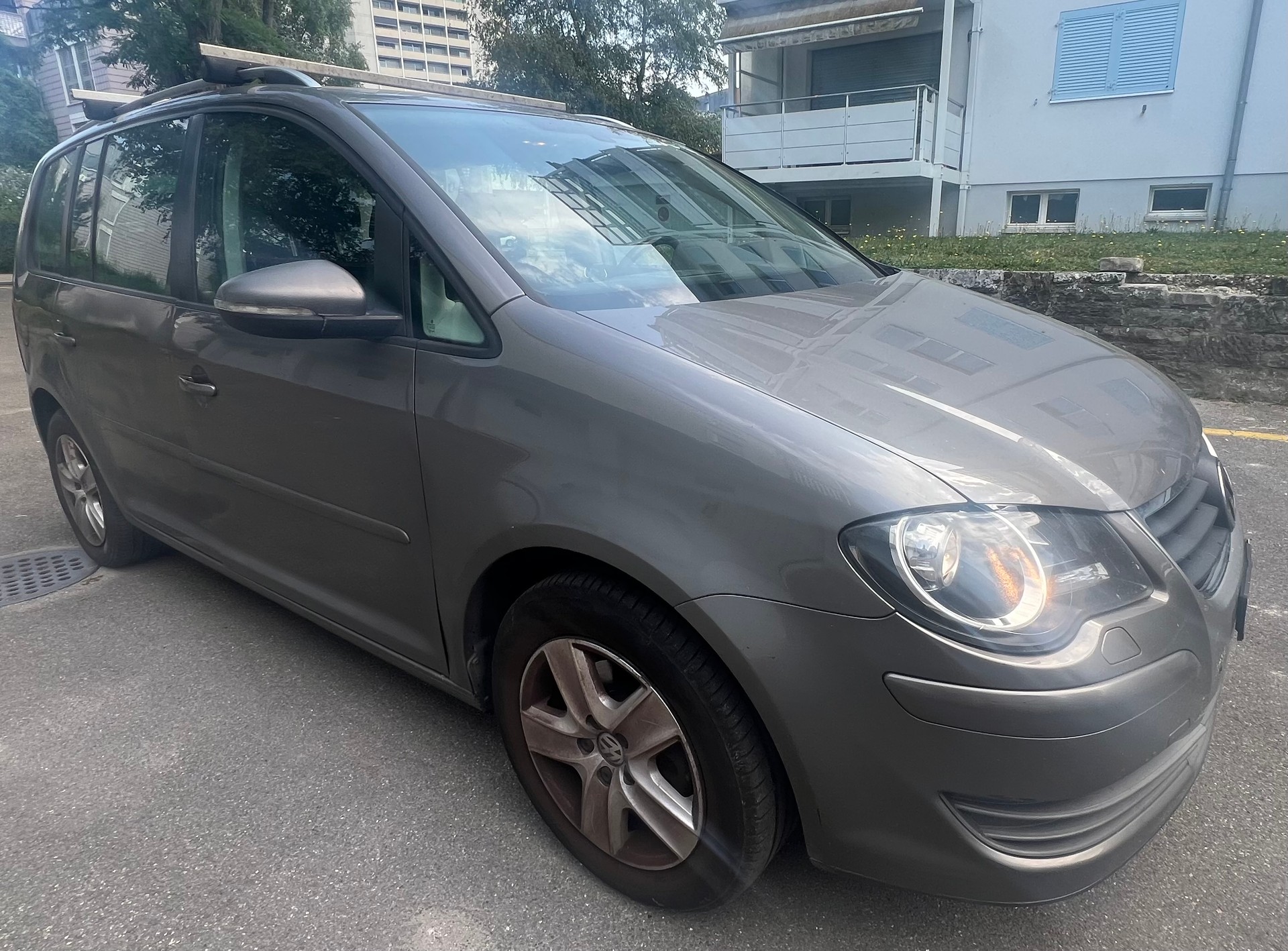 VW Touran 2.0 TDI Team DSG-image-2