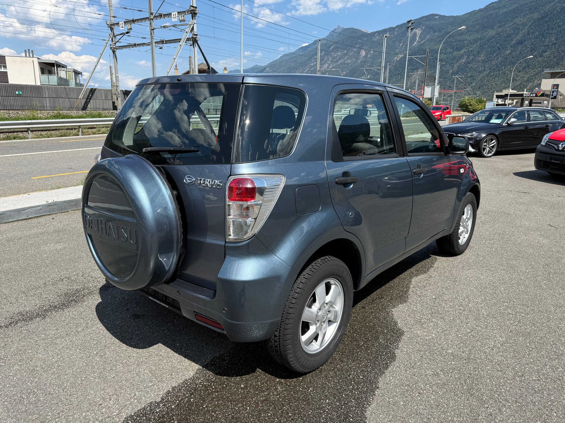DAIHATSU Terios 1.5 16V 4WD Automatic-image-6