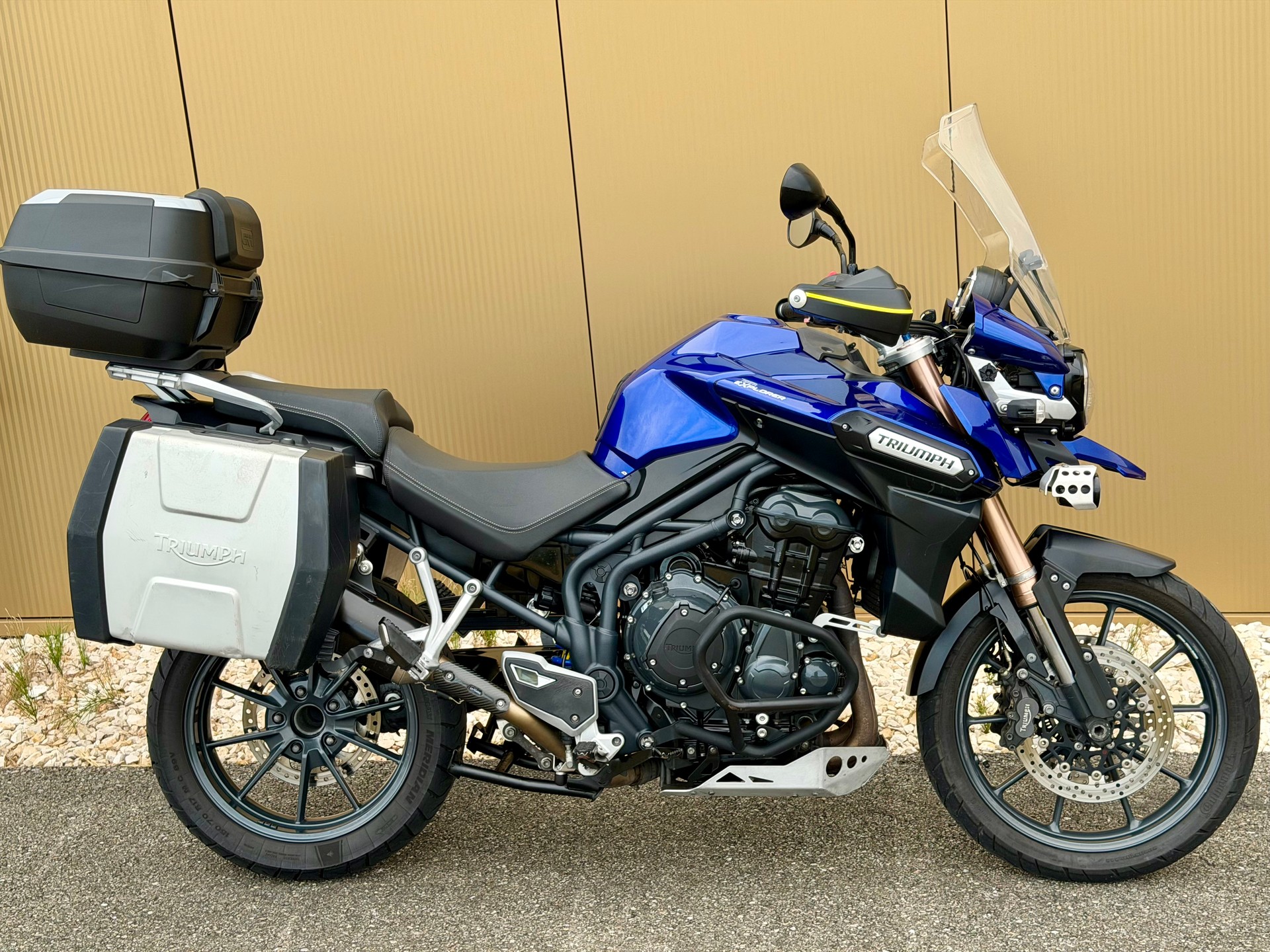 TRIUMPH Tiger 1200 Explorer ABS-showroom-element-3