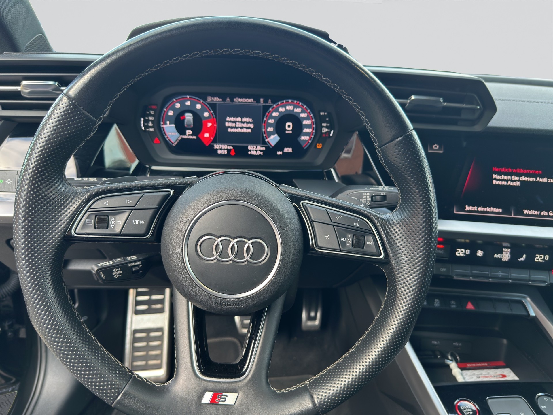 AUDI S3 Sportback 2.0 TFSI quattro S-tronic-image-10