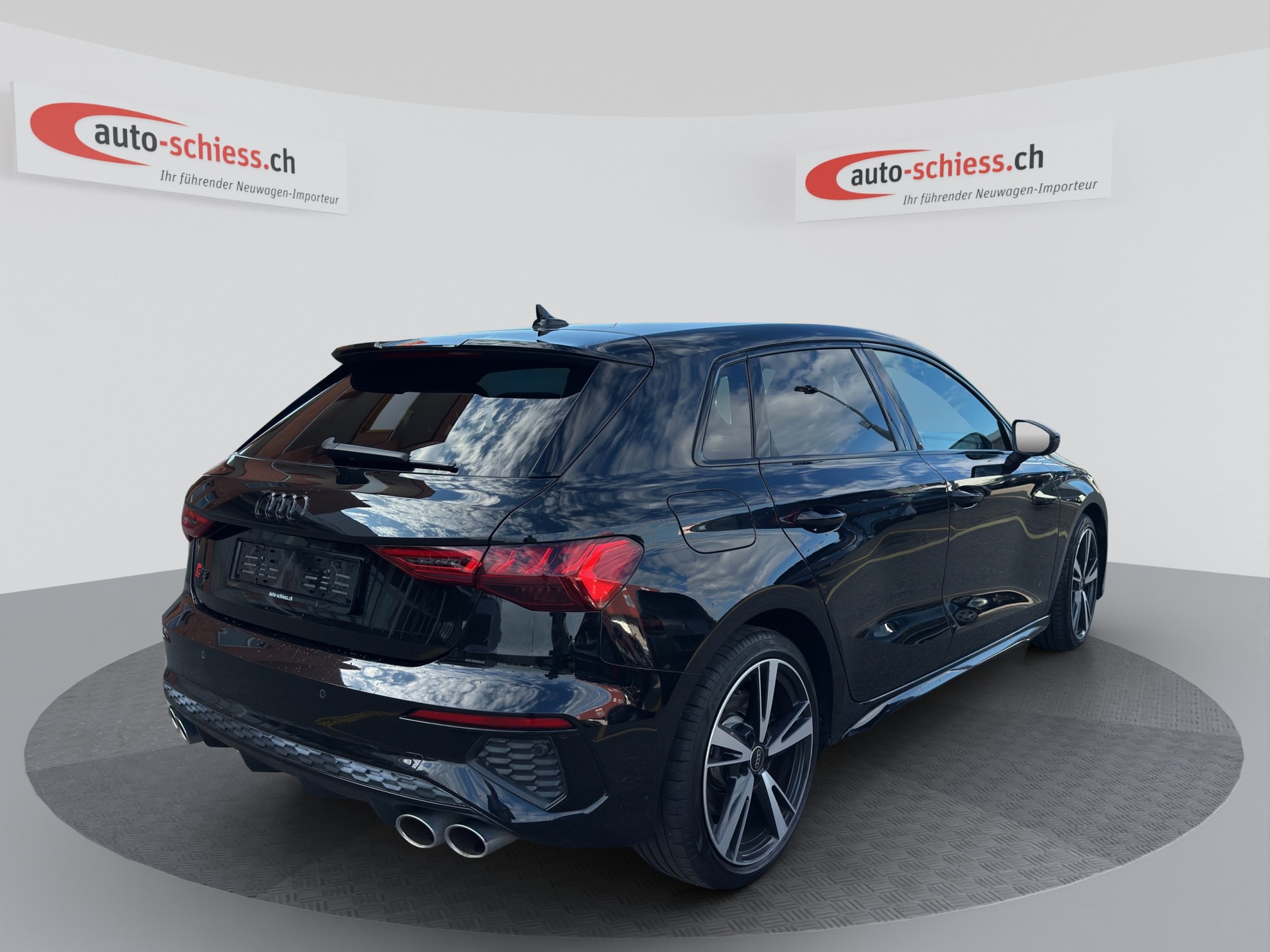 AUDI S3 Sportback 2.0 TFSI quattro S-tronic-image-5
