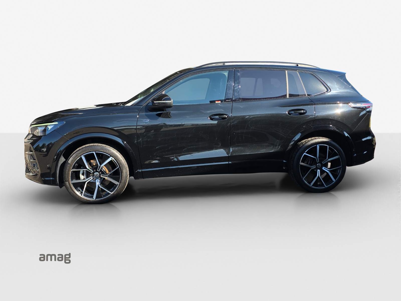 VW Tiguan 2.0 TSI DSG R-Line 4Motion-image-1