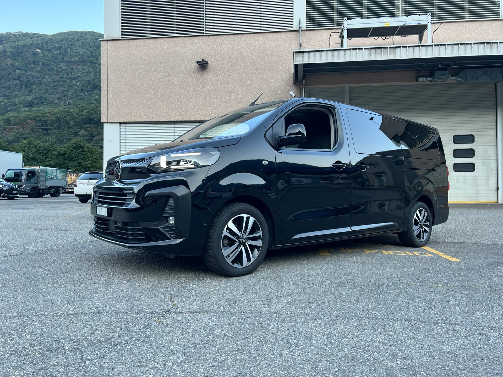 CITROEN Spacetourer 2.0 BlueHDi You XL EAT8-image-0