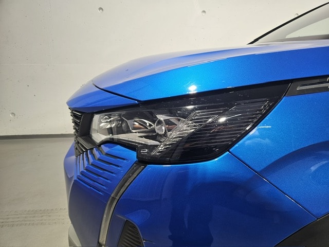 PEUGEOT 3008 1.6 Plug-in Hybrid4 GT Pack-image-10