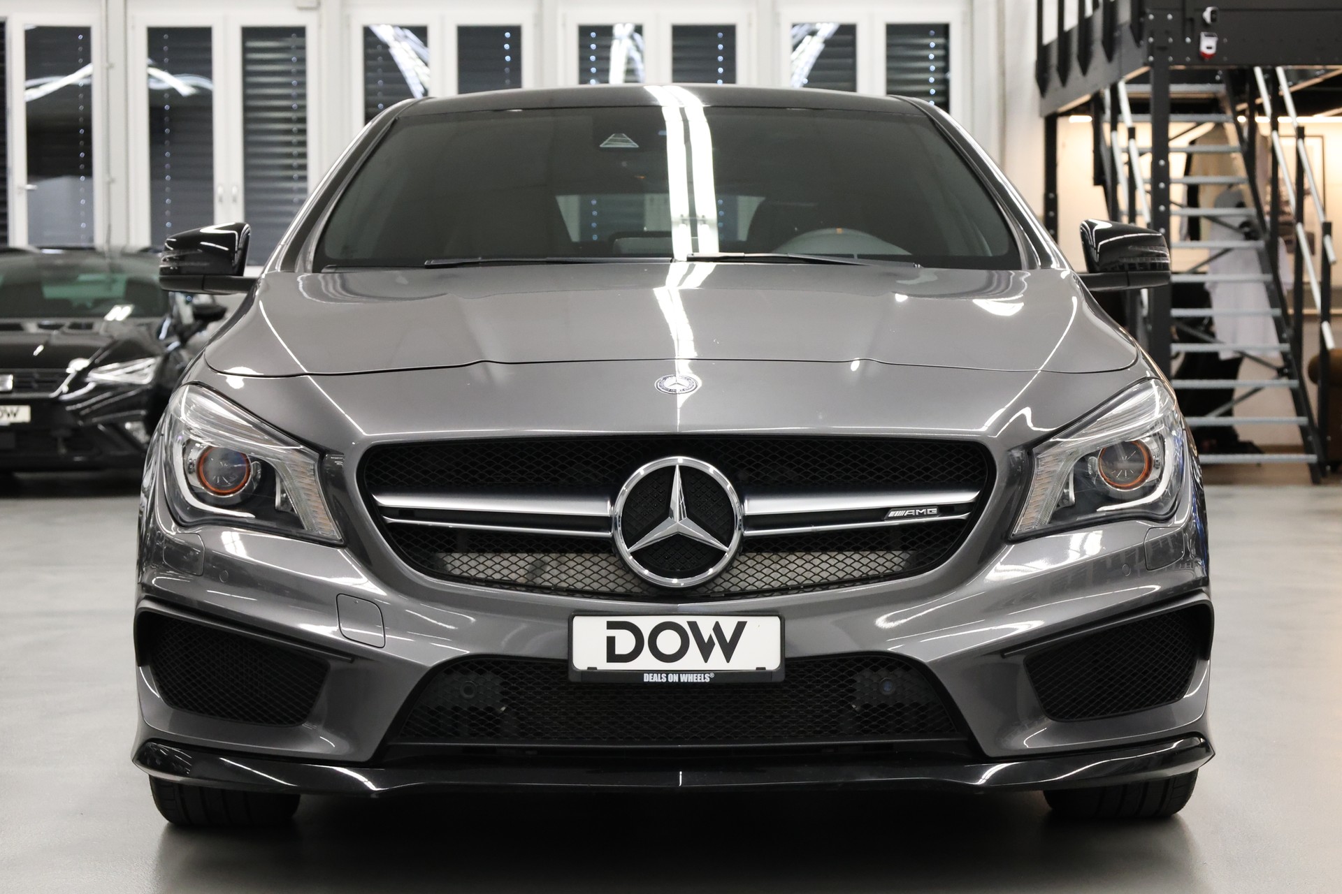 MERCEDES-BENZ CLA 45 AMG 4m Shooting Brake-image-6