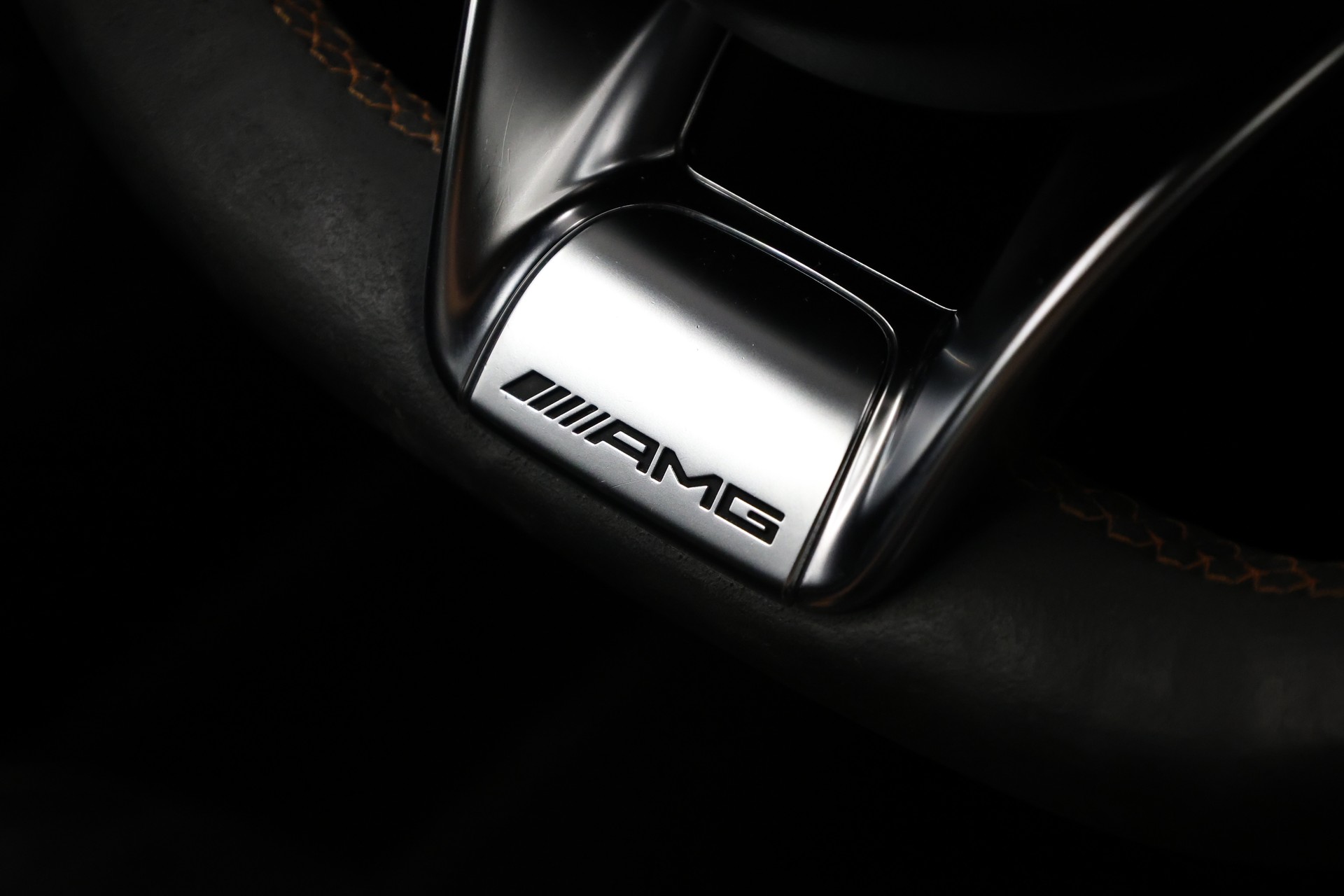 MERCEDES-BENZ CLA 45 AMG 4m Shooting Brake-image-16