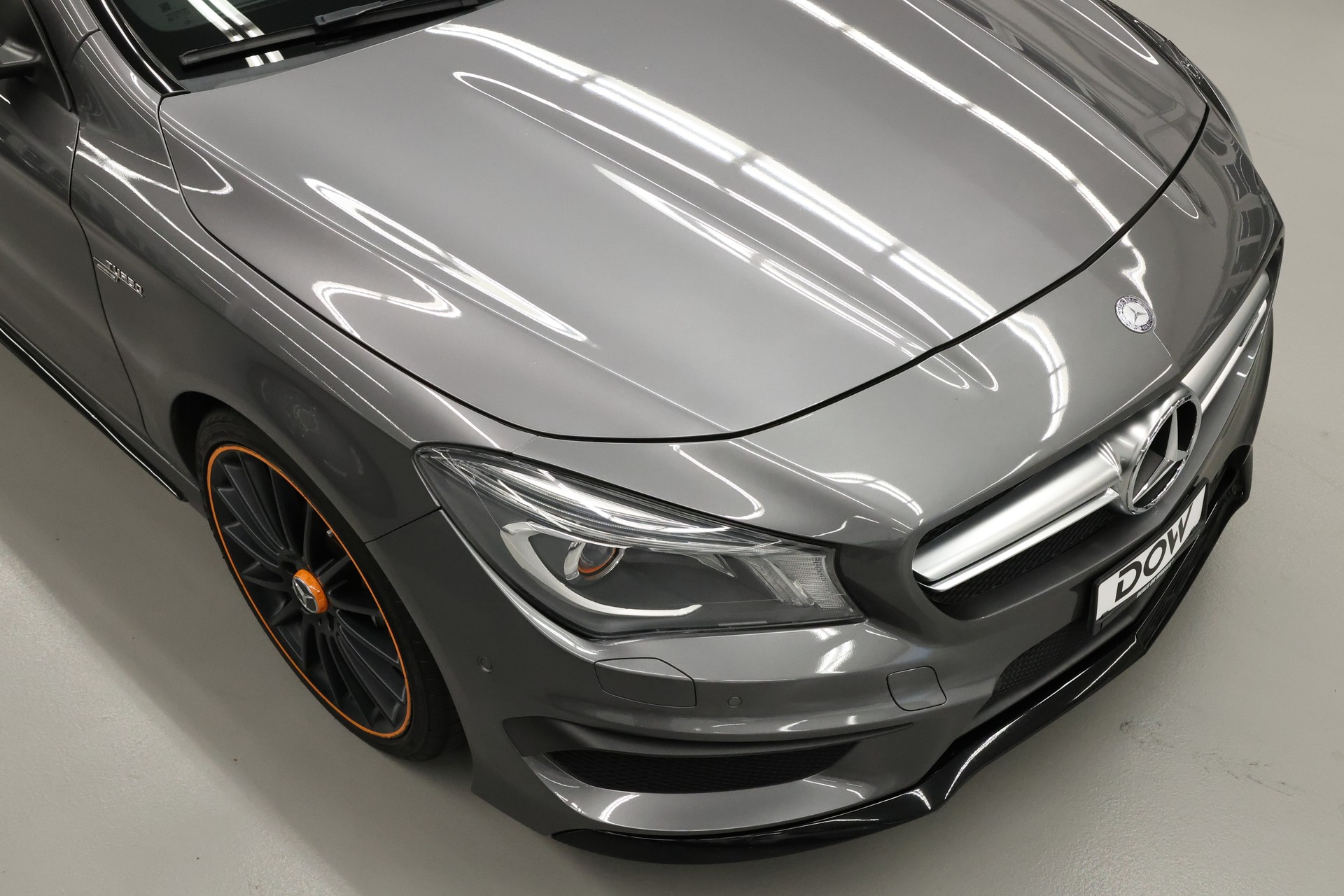 MERCEDES-BENZ CLA 45 AMG 4m Shooting Brake-image-8