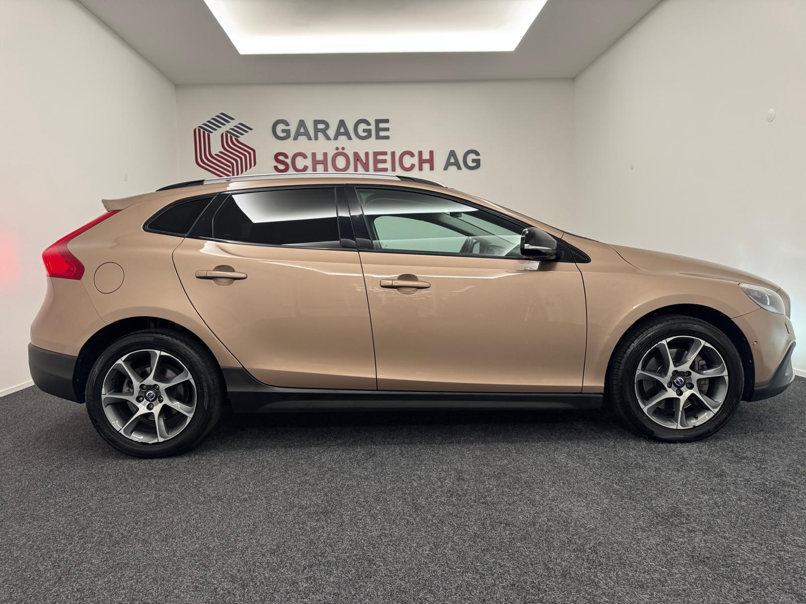 VOLVO V40 CC 2.5 T5 Summum AWD S/S-showroom-element-3