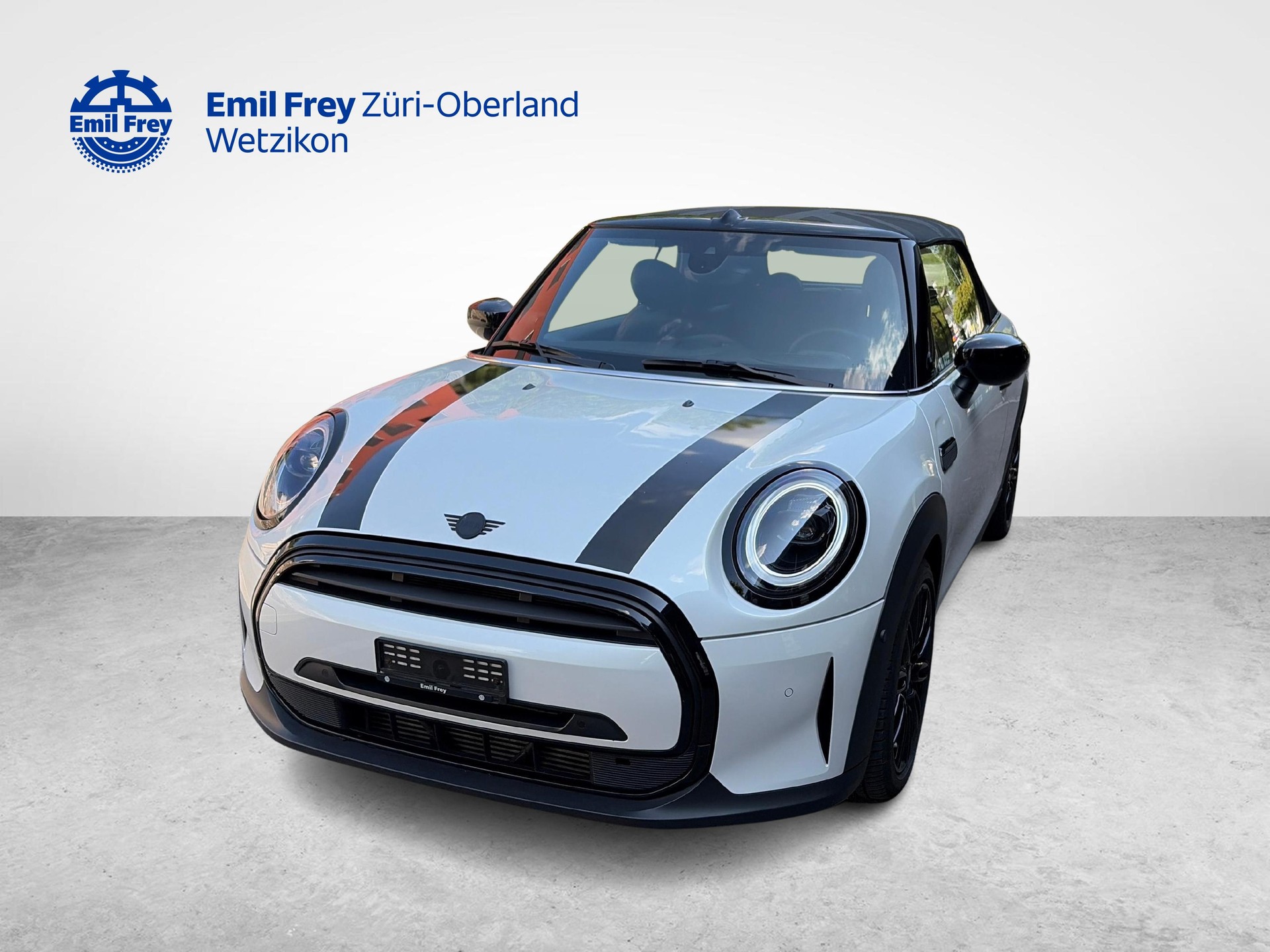 MINI Cabrio F57 1.5i Cooper-image-0