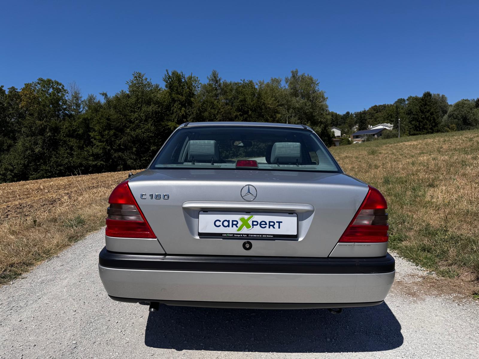 MERCEDES-BENZ C 180-image-5