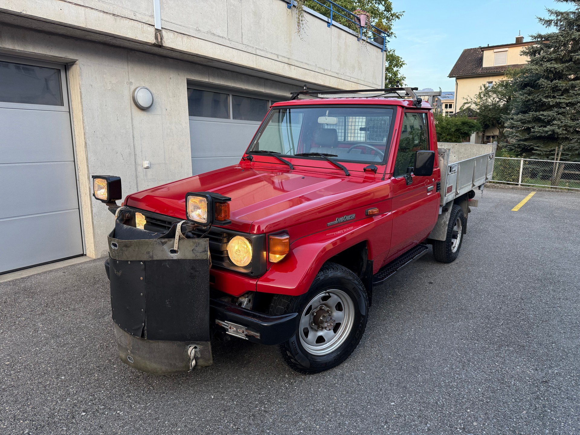TOYOTA HZJ75 4.2D *3 Seiten-Kipper & Schneepflug*-image-1