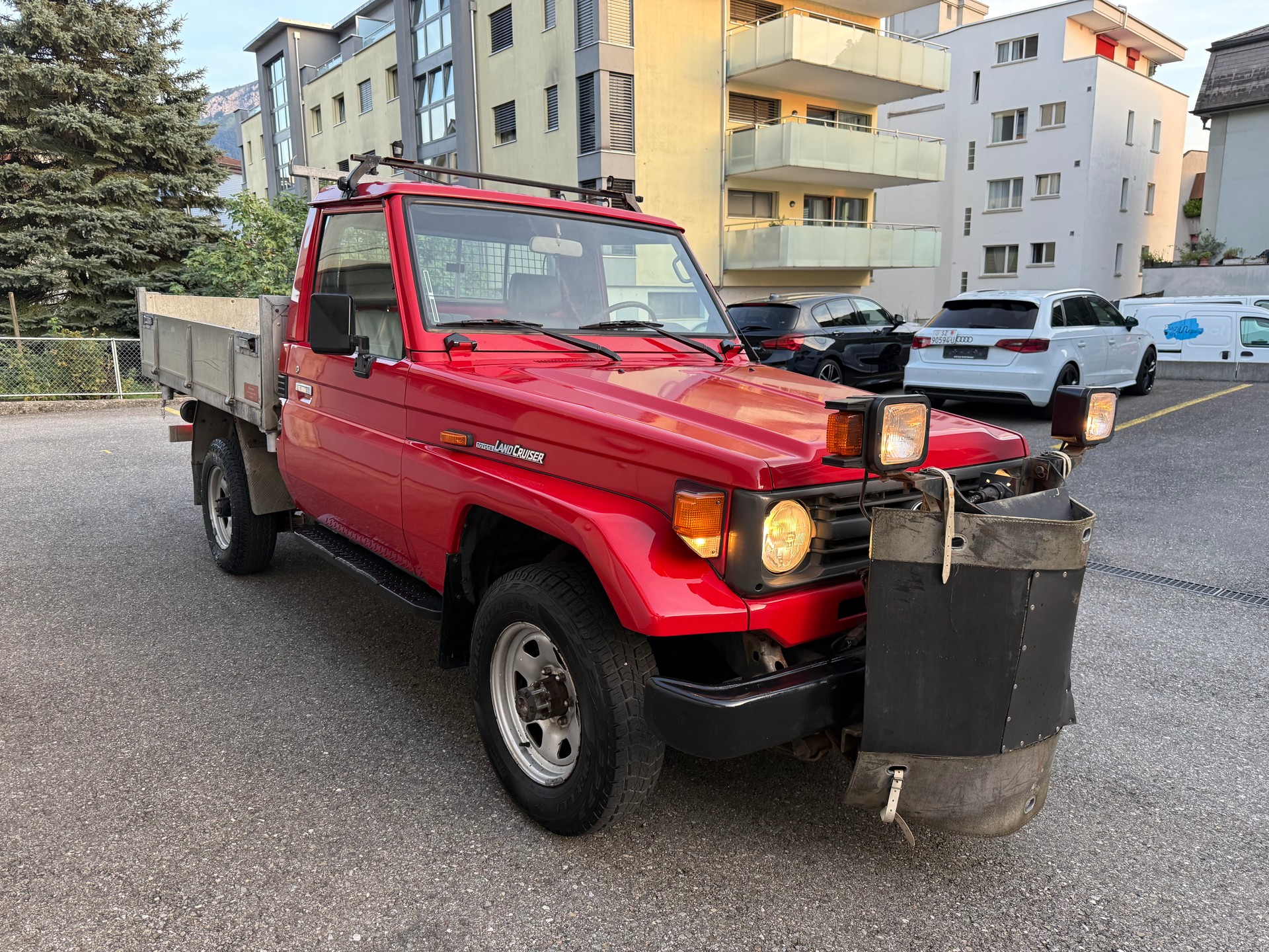 TOYOTA HZJ75 4.2D *3 Seiten-Kipper & Schneepflug*-image-4