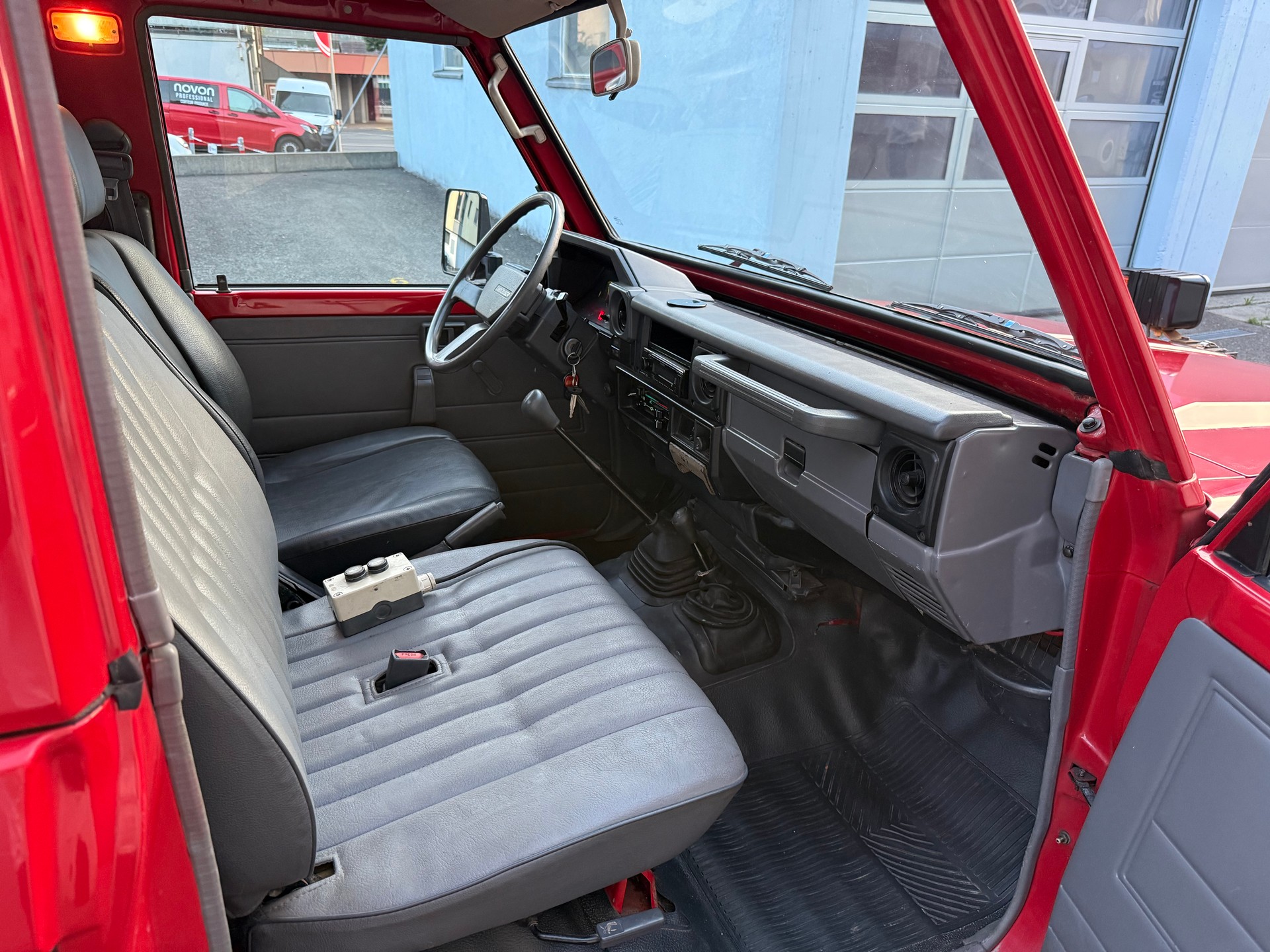 TOYOTA HZJ75 4.2D *3 Seiten-Kipper & Schneepflug*-image-13