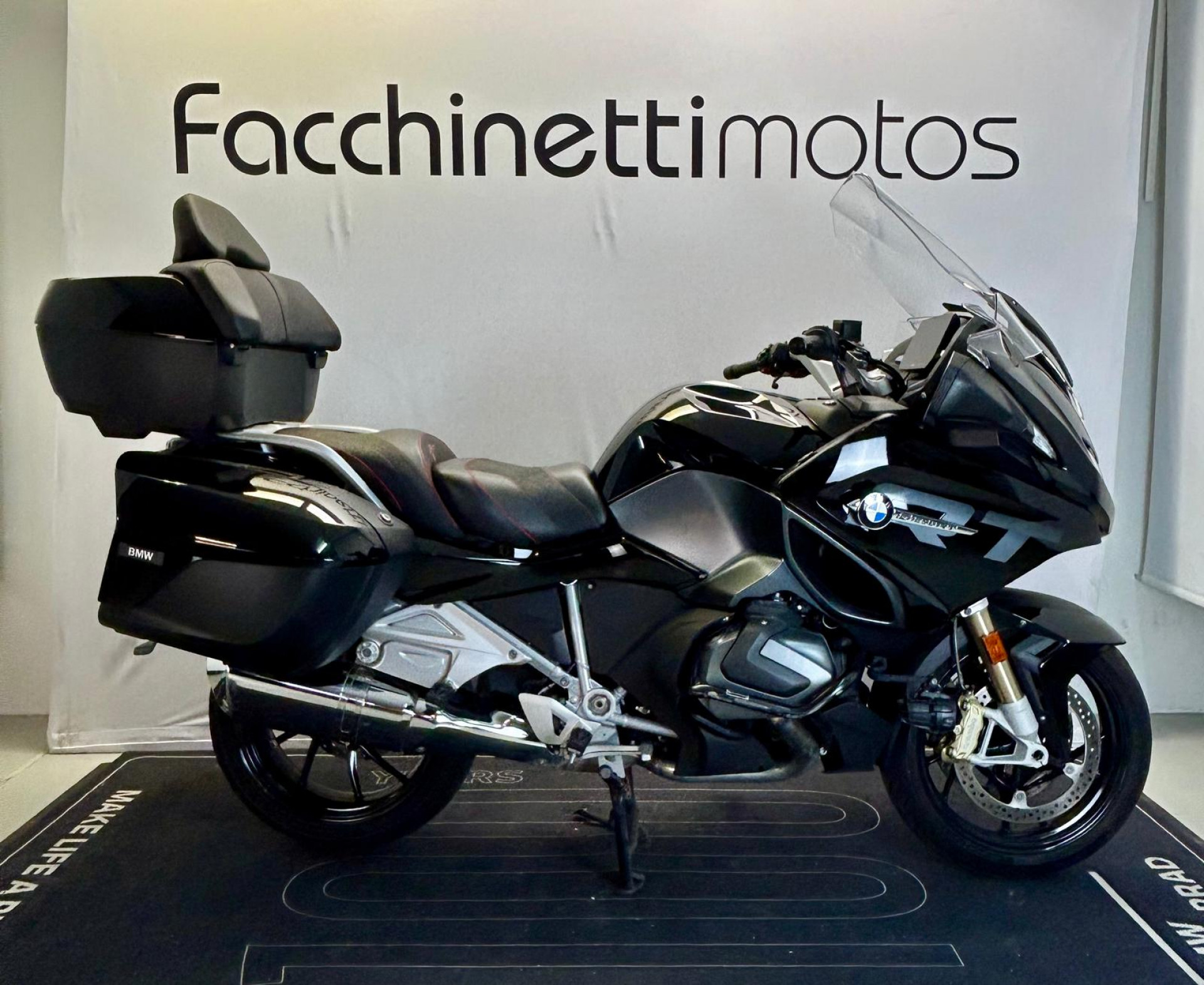 BMW R 1250 RT Triple Black ** Garantie Constructeur 05.2028 **