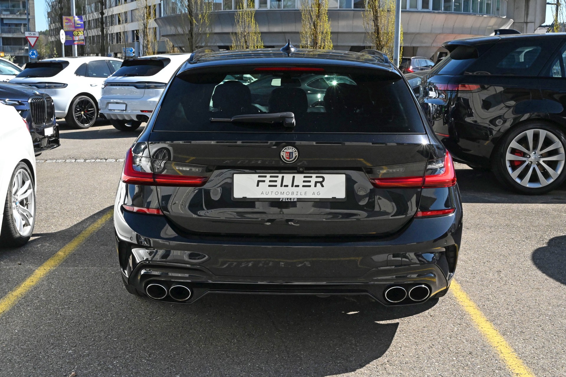 BMW-ALPINA D3 S BiTurbo Touring 3.0d xDrive Switch-Tronic **8-Fach Alpina Räder**-image-9