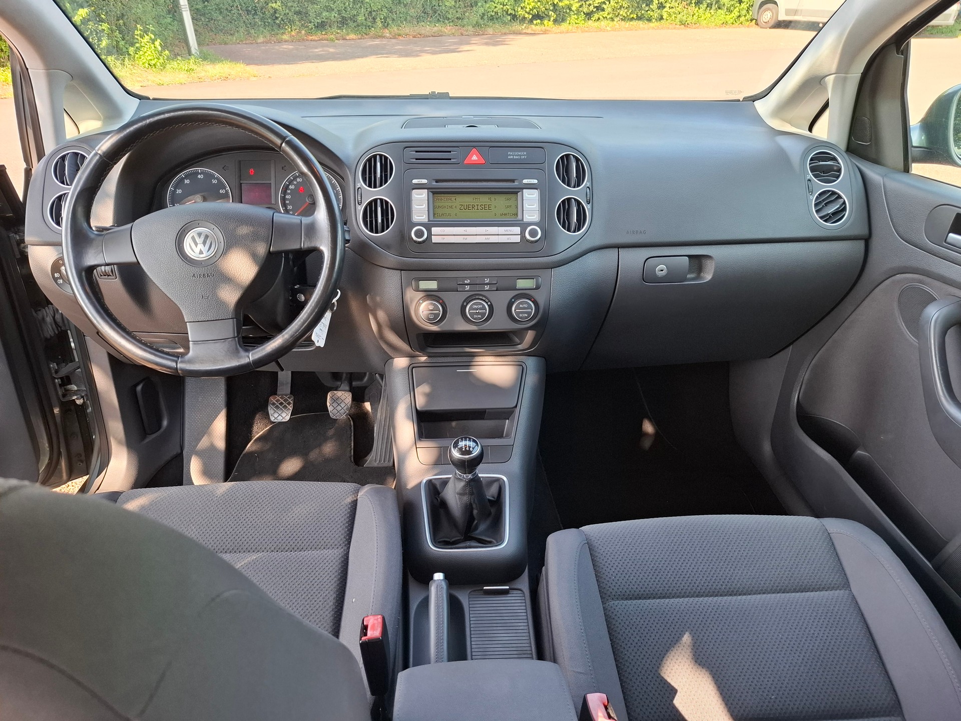 VW Golf Plus 2.0 FSI Comfortline-image-9